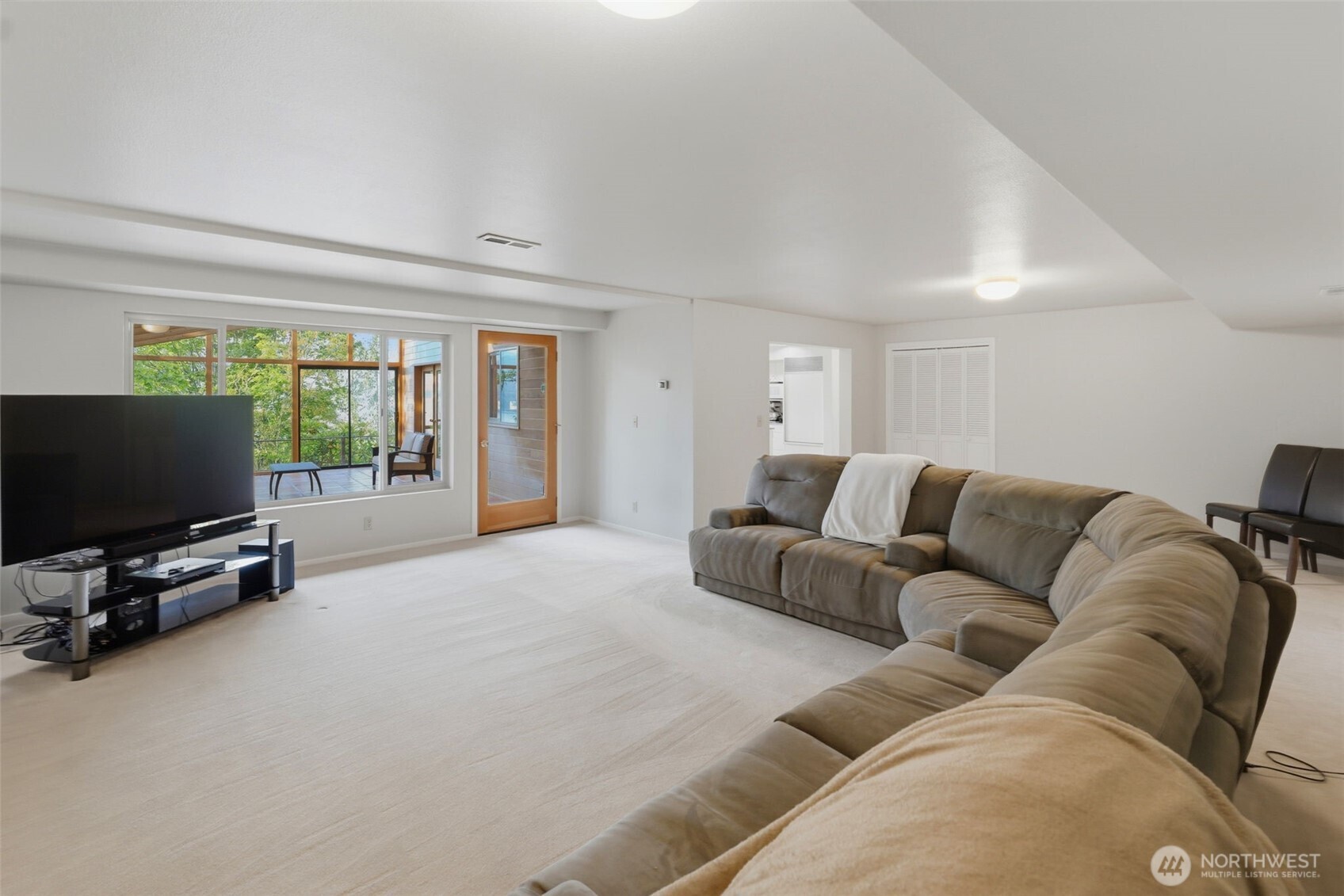 6607 Crimson Sky Loop Property Photo 18