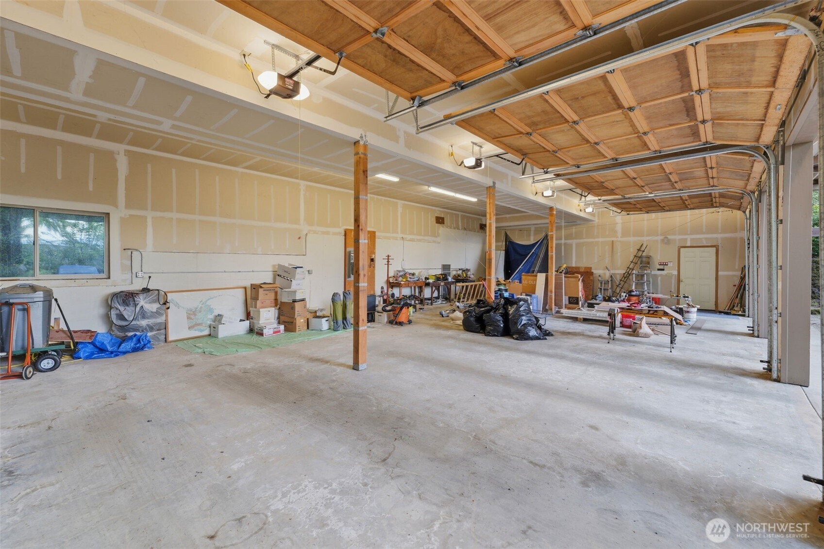 6607 Crimson Sky Loop Property Photo 35