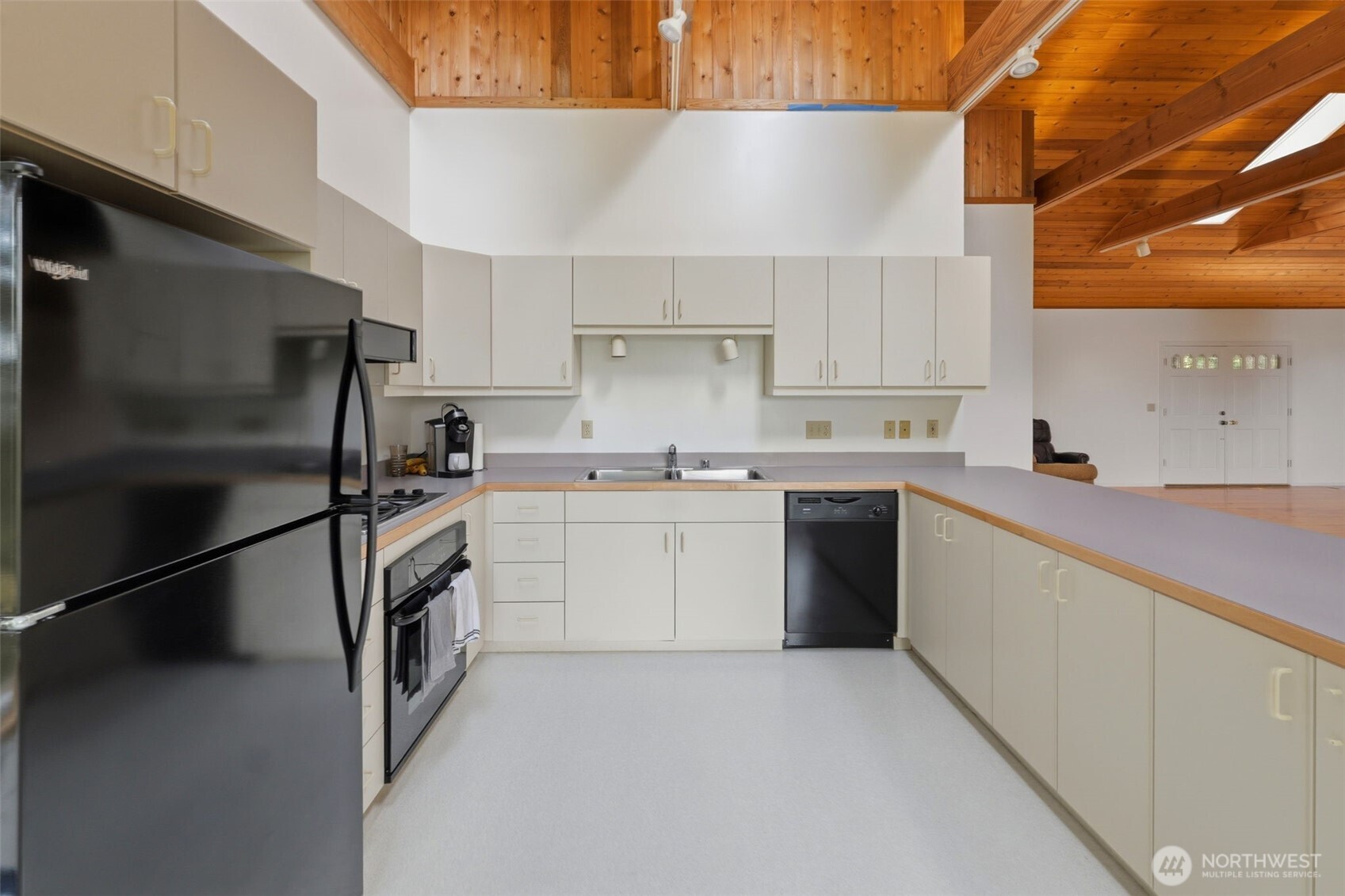 6607 Crimson Sky Loop Property Photo 38