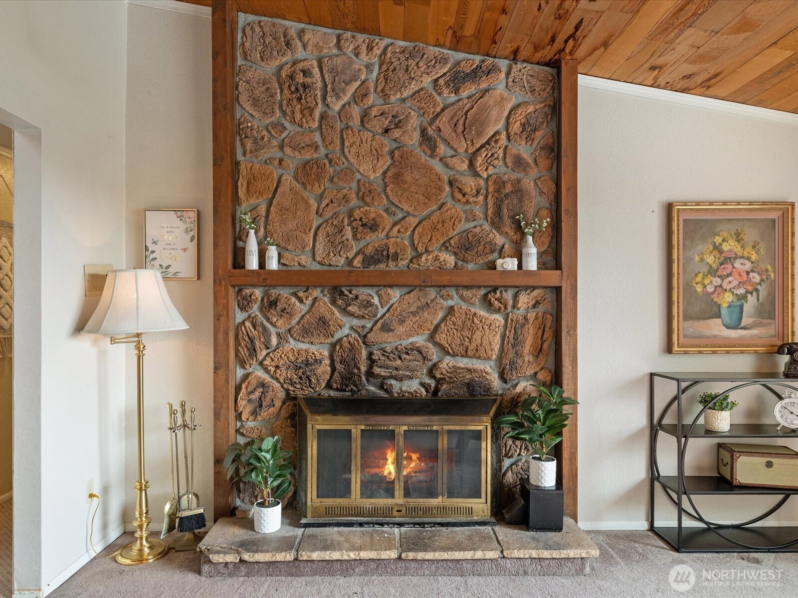 10830 Lake View Drive Property Photo 8