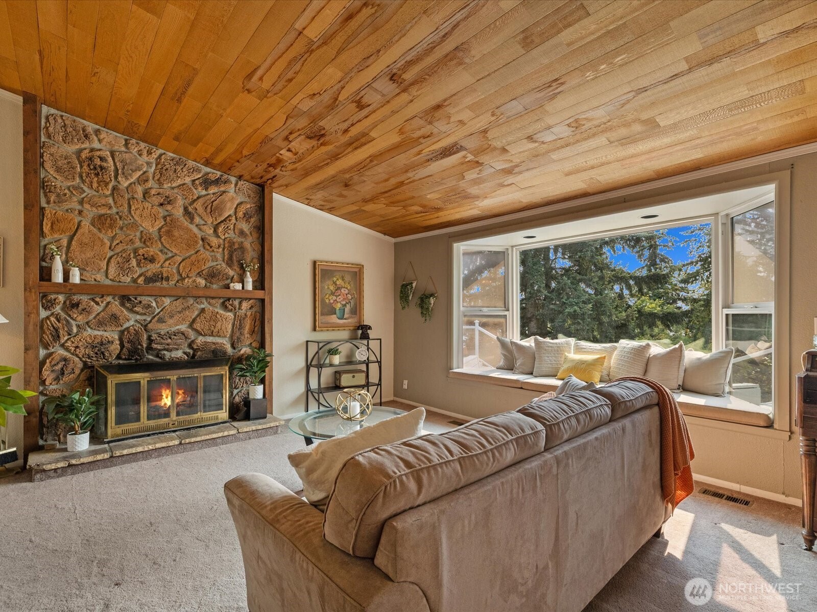 10830 Lake View Drive Property Photo 9