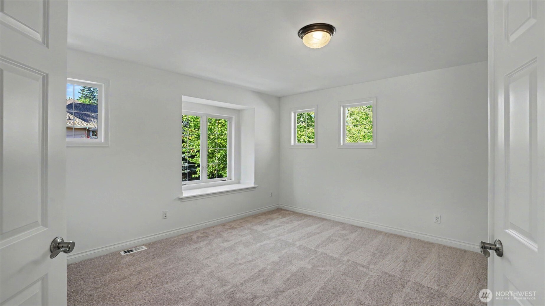 27106 Se 13th Street Property Photo 32