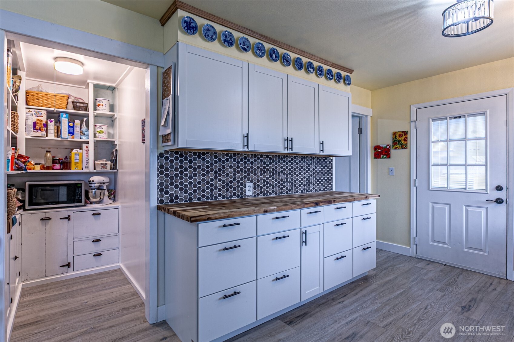6447 S Warner Street Property Photo 17