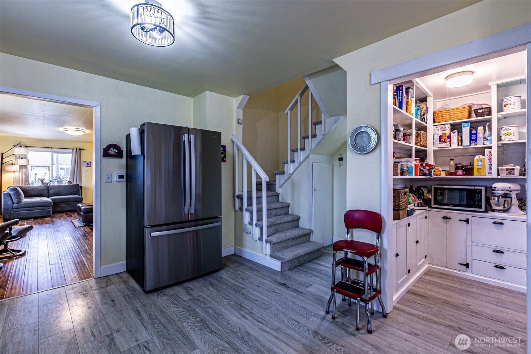 6447 S Warner Street Property Photo 18