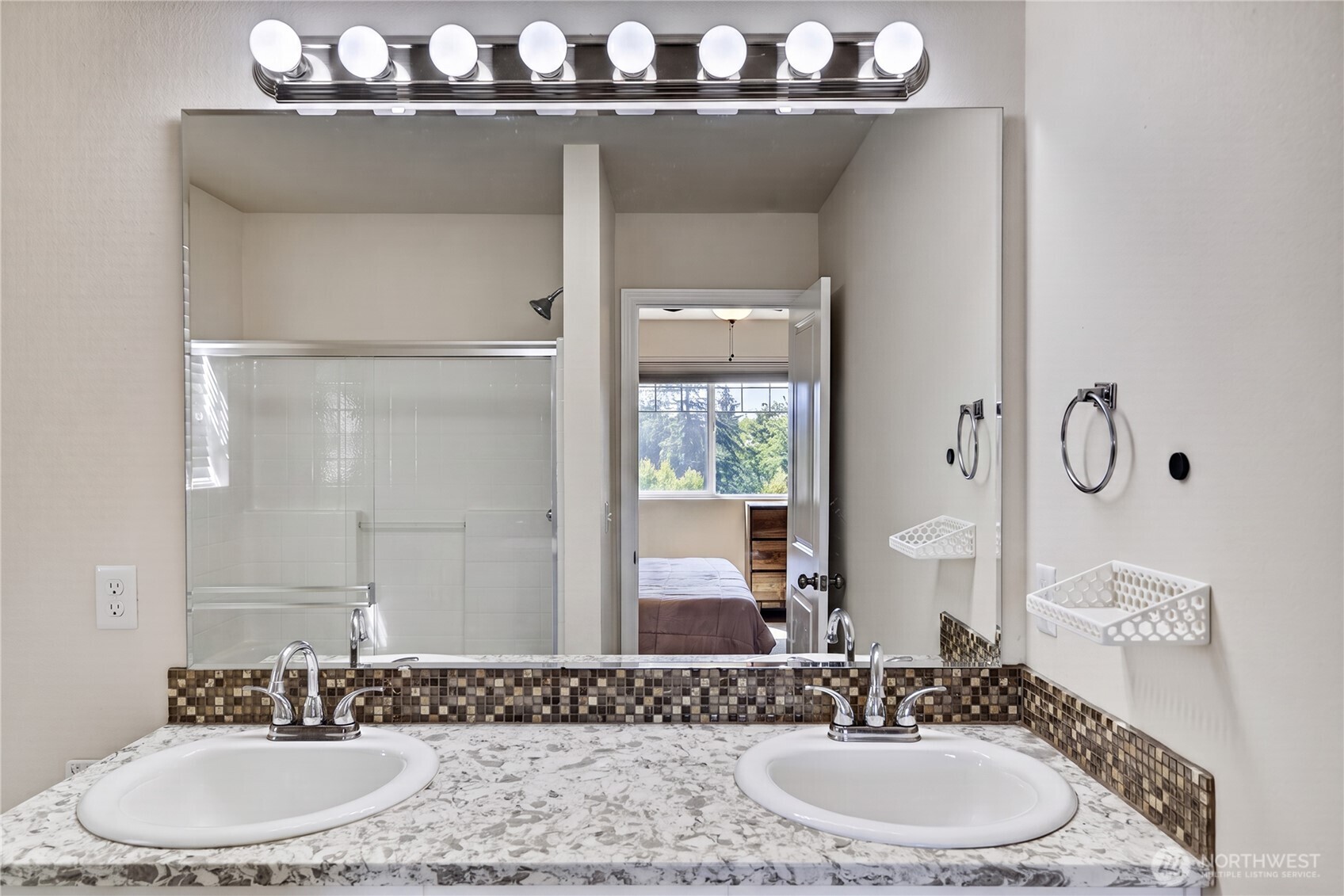 1477 W Gateway Heights Loop Property Photo 19