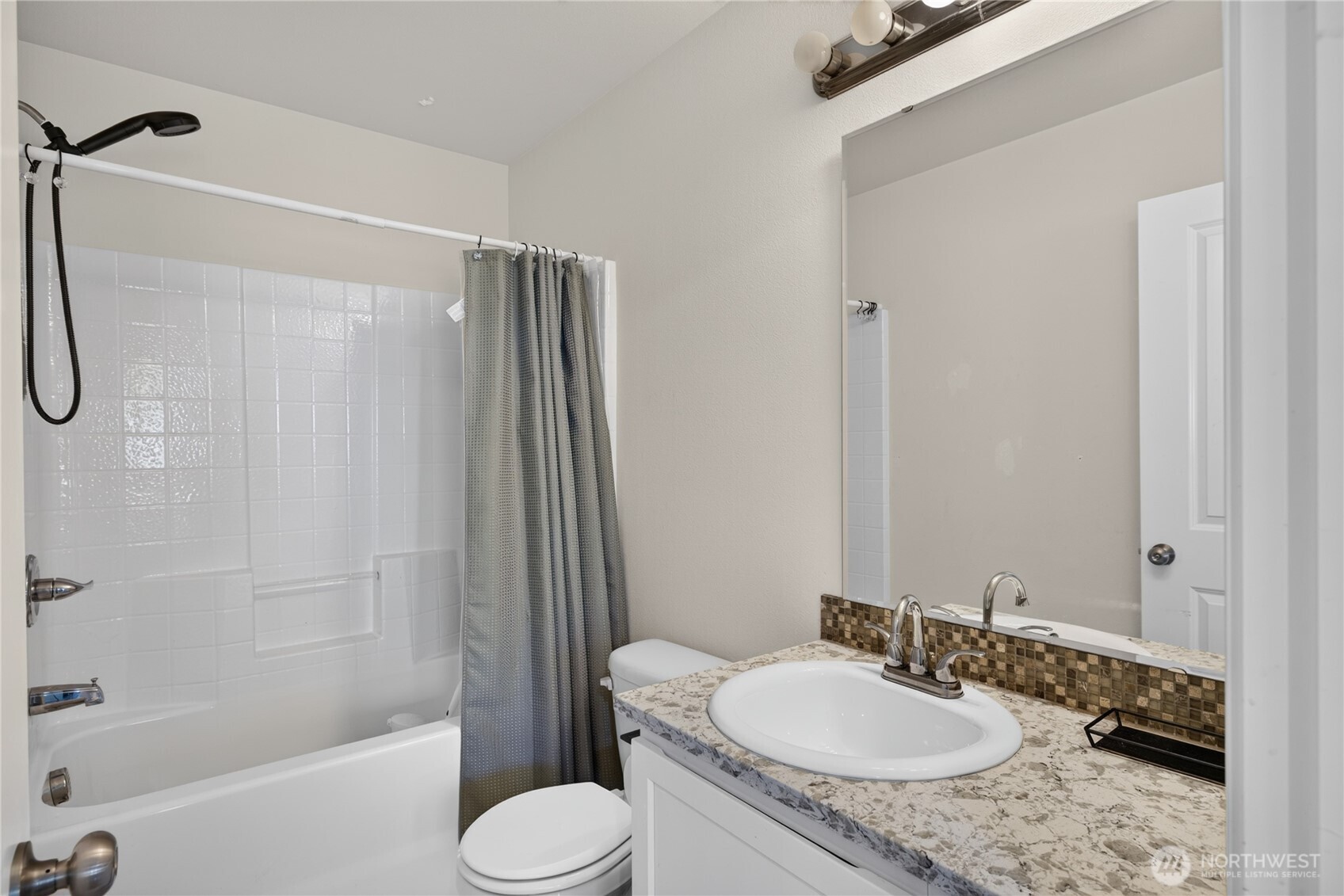 1477 W Gateway Heights Loop Property Photo 20