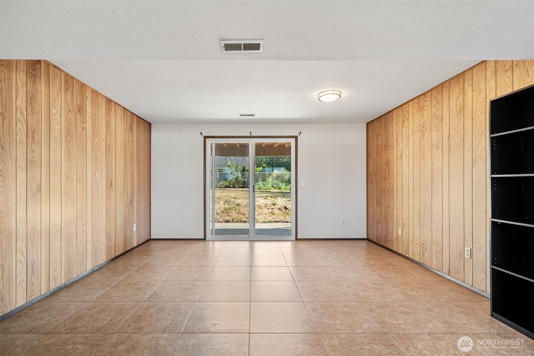 310 Libby Street Property Photo 23