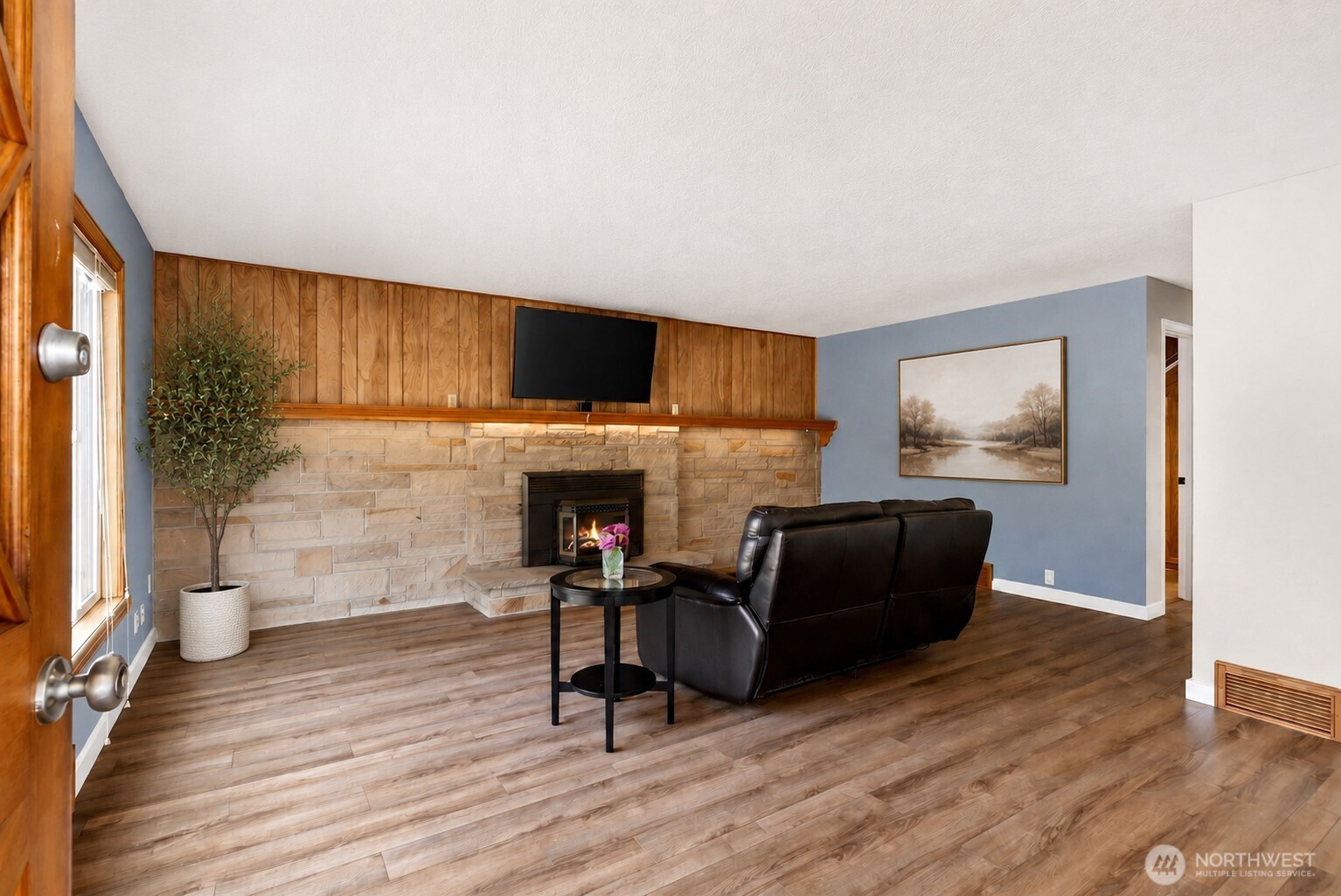 10104 48th Avenue Property Photo 7