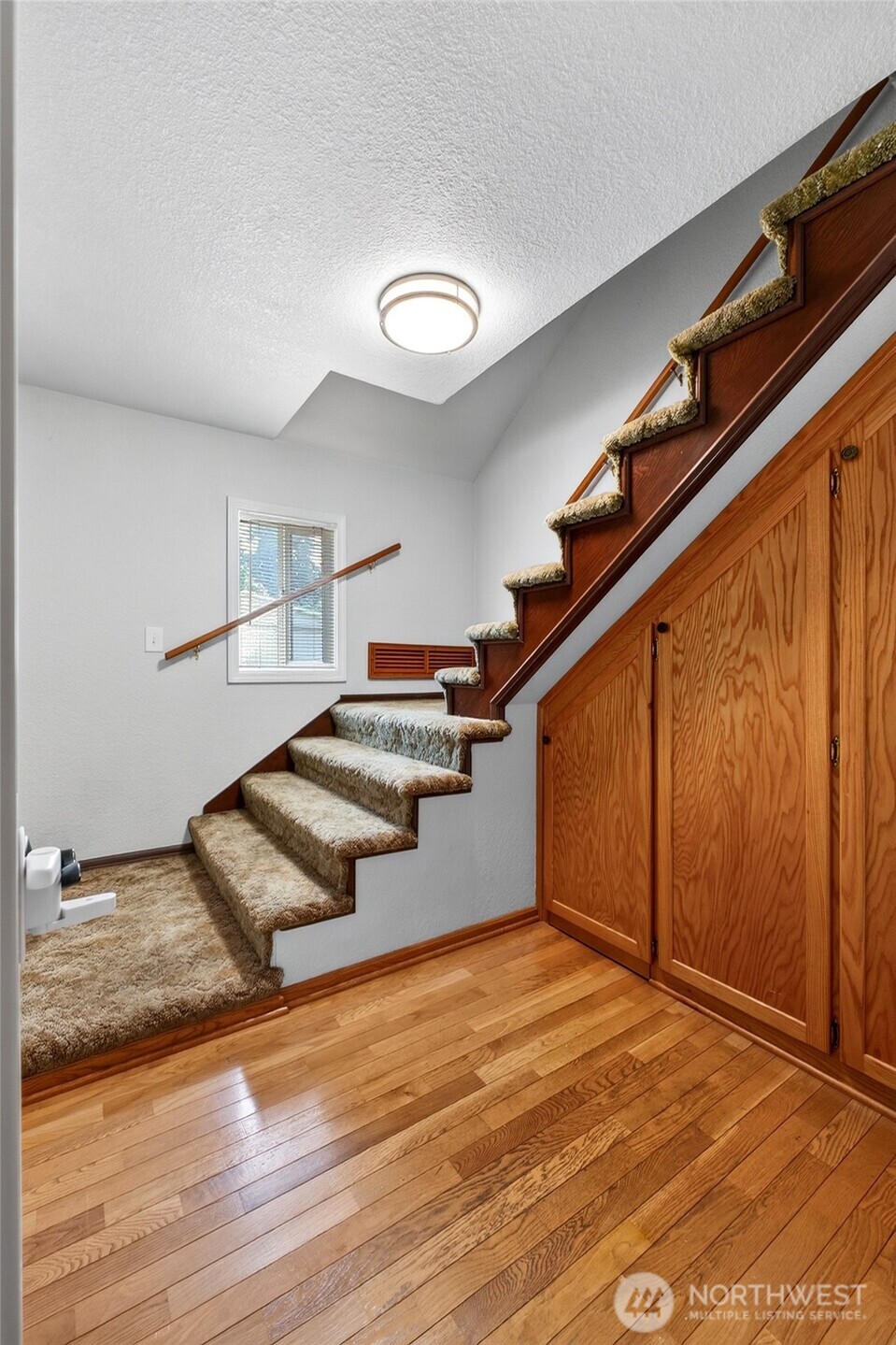 10104 48th Avenue Property Photo 20