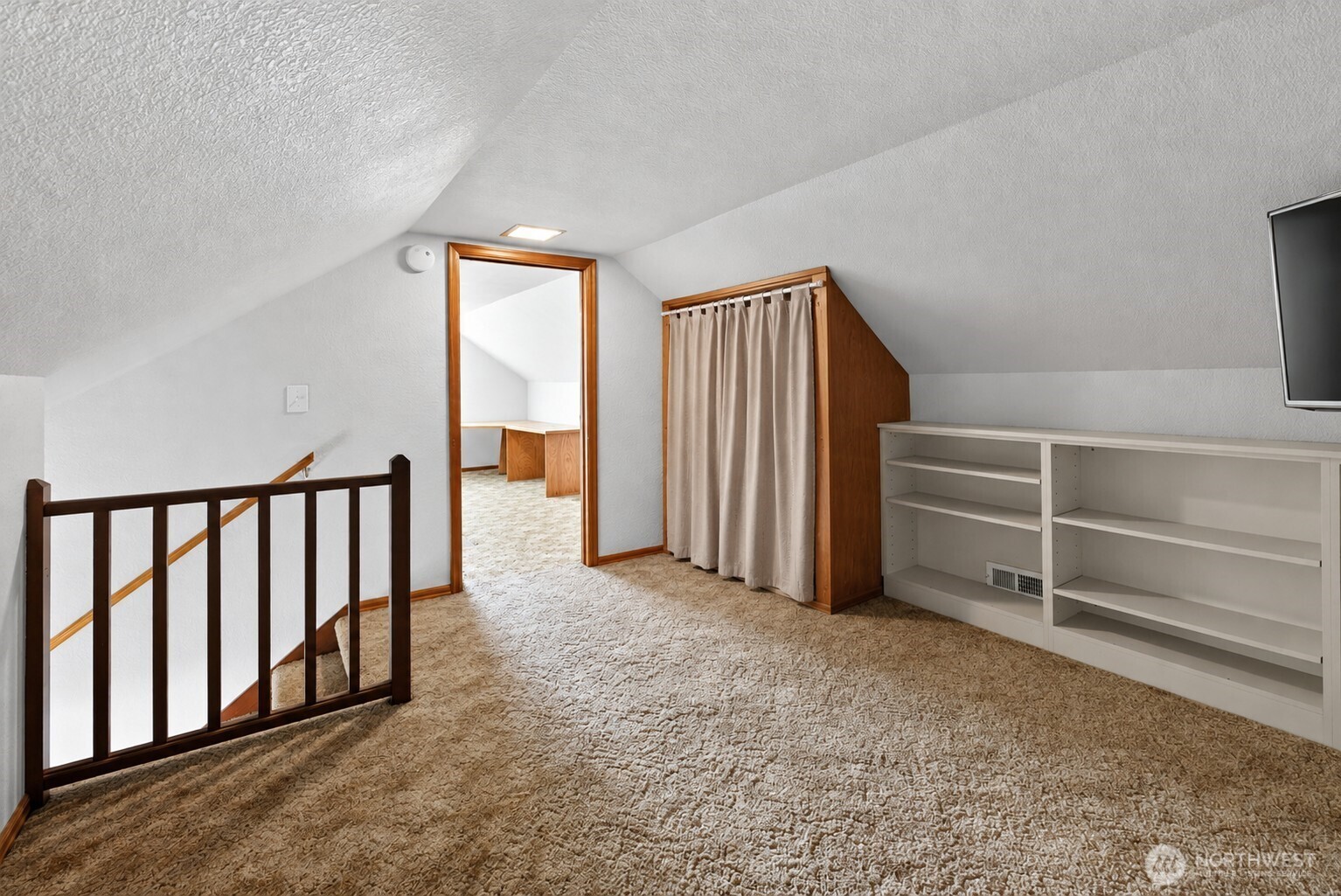10104 48th Avenue Property Photo 21