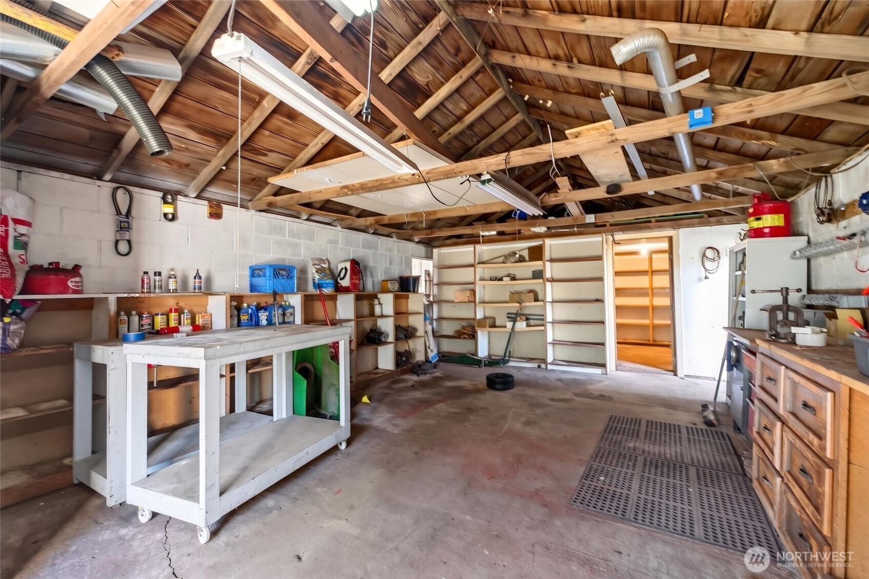 10104 48th Avenue Property Photo 30