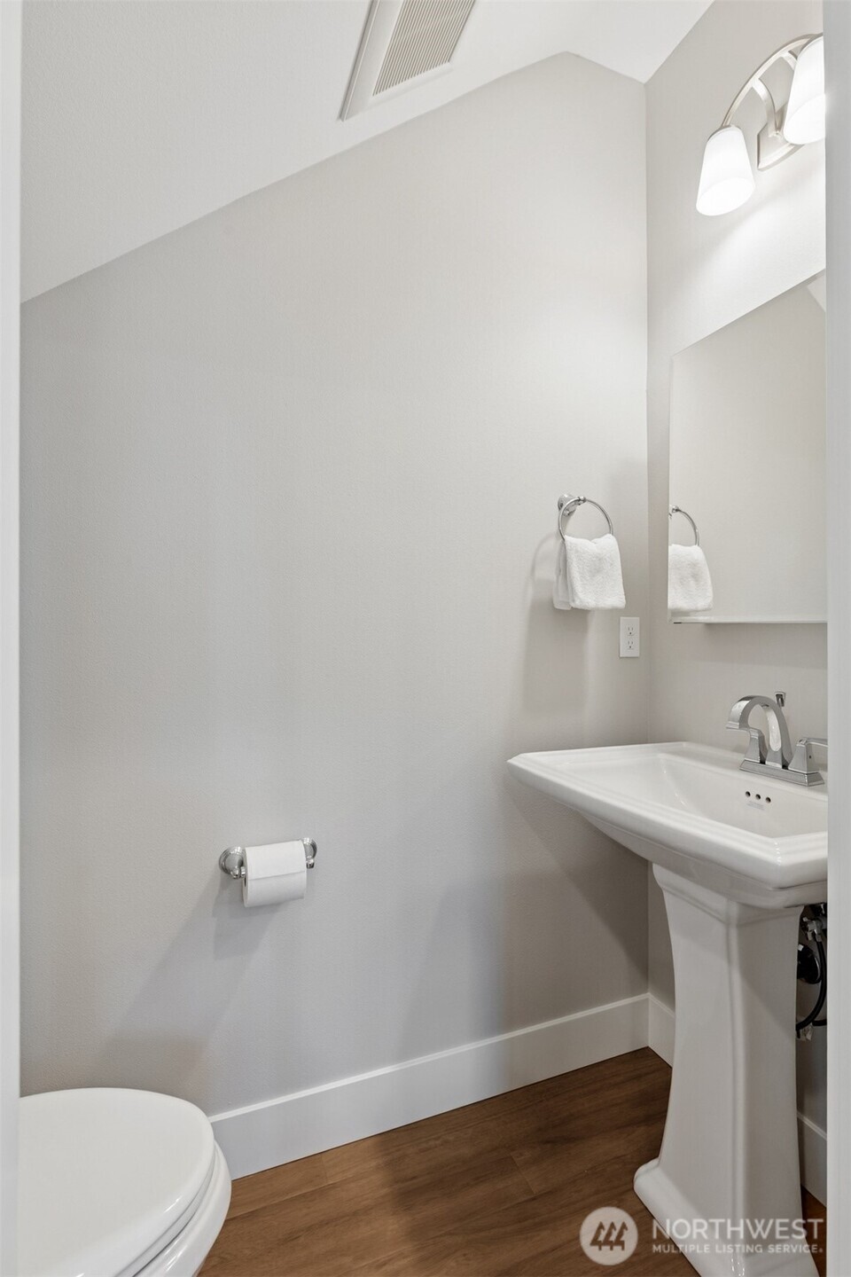 64 Bungalow Loop Property Photo 12