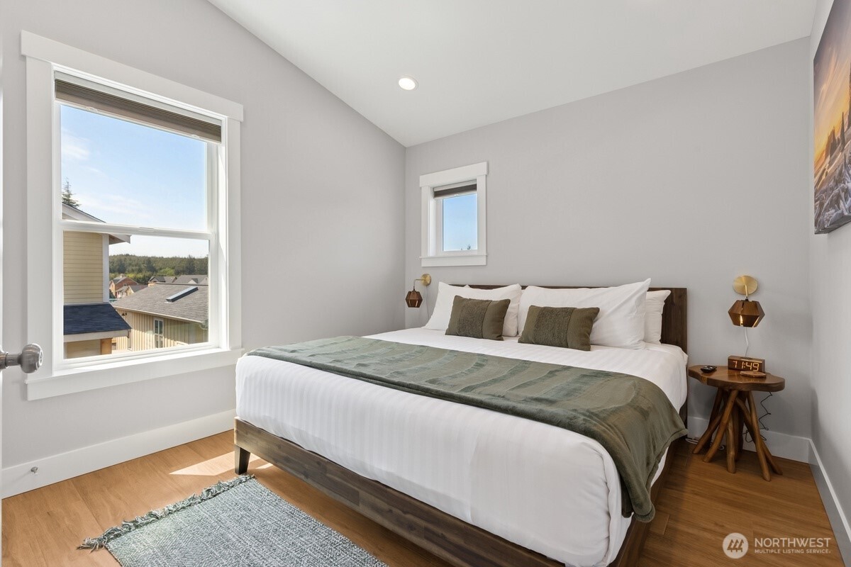 64 Bungalow Loop Property Photo 13