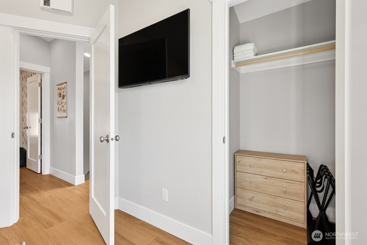 64 Bungalow Loop Property Photo 14