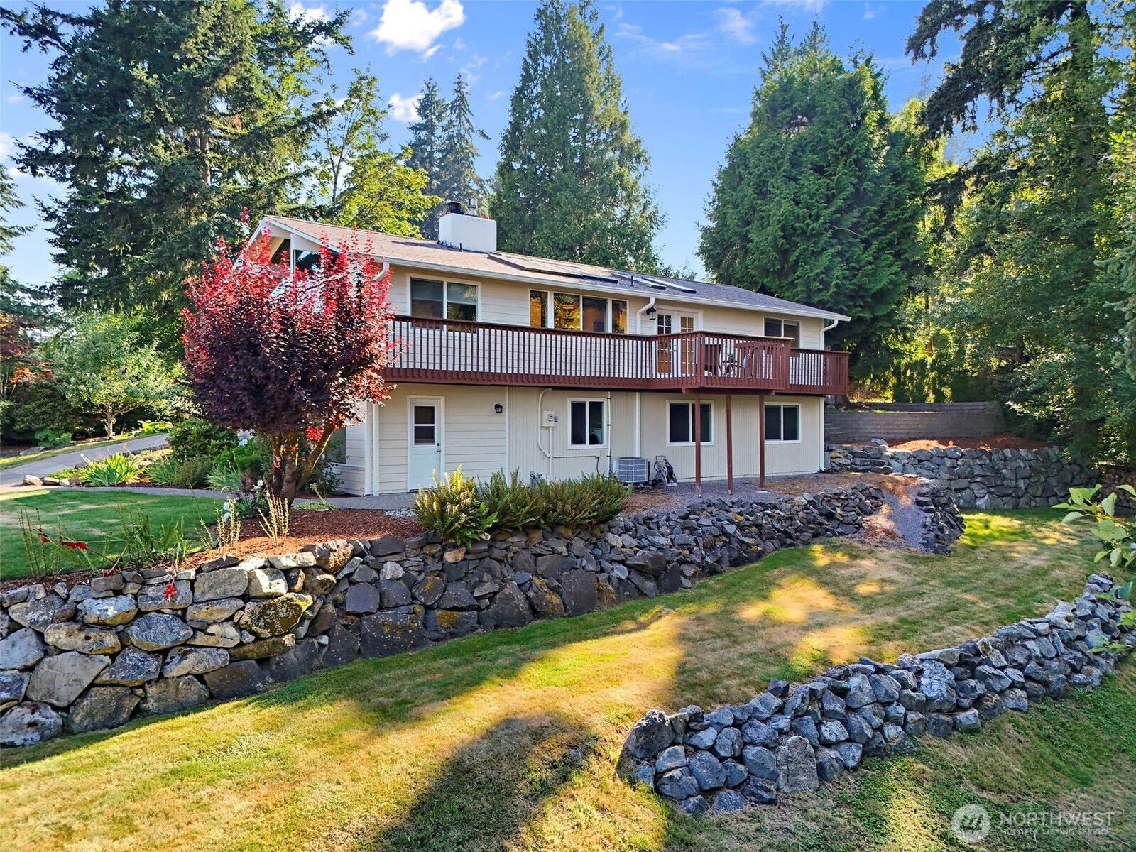 13807 Military Road Property Photo 32