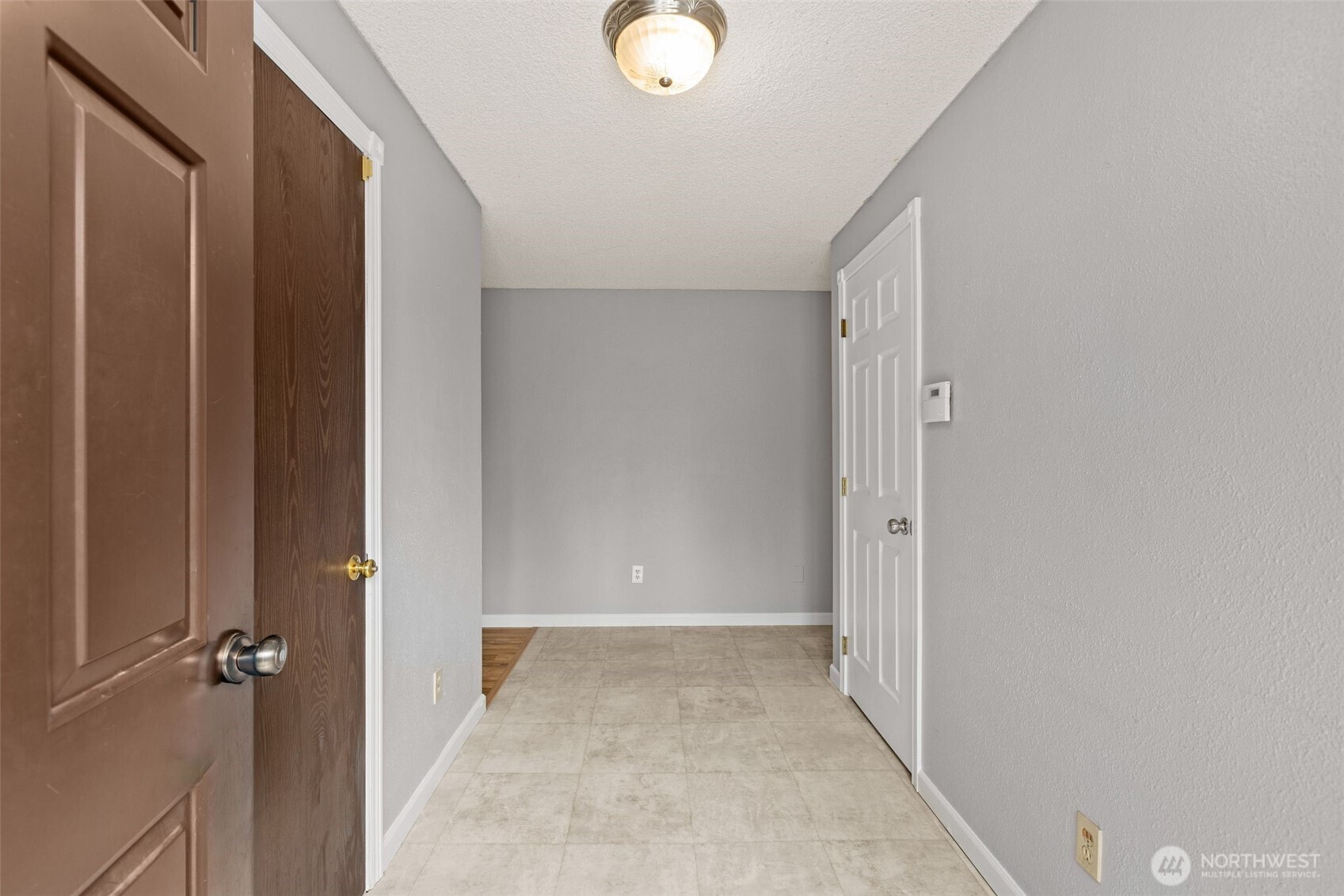 5401 47th Avenue Property Photo 6