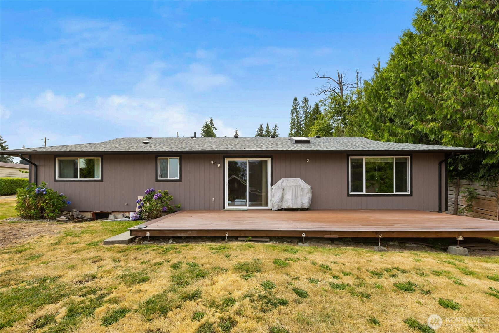 5401 47th Avenue Property Photo 25