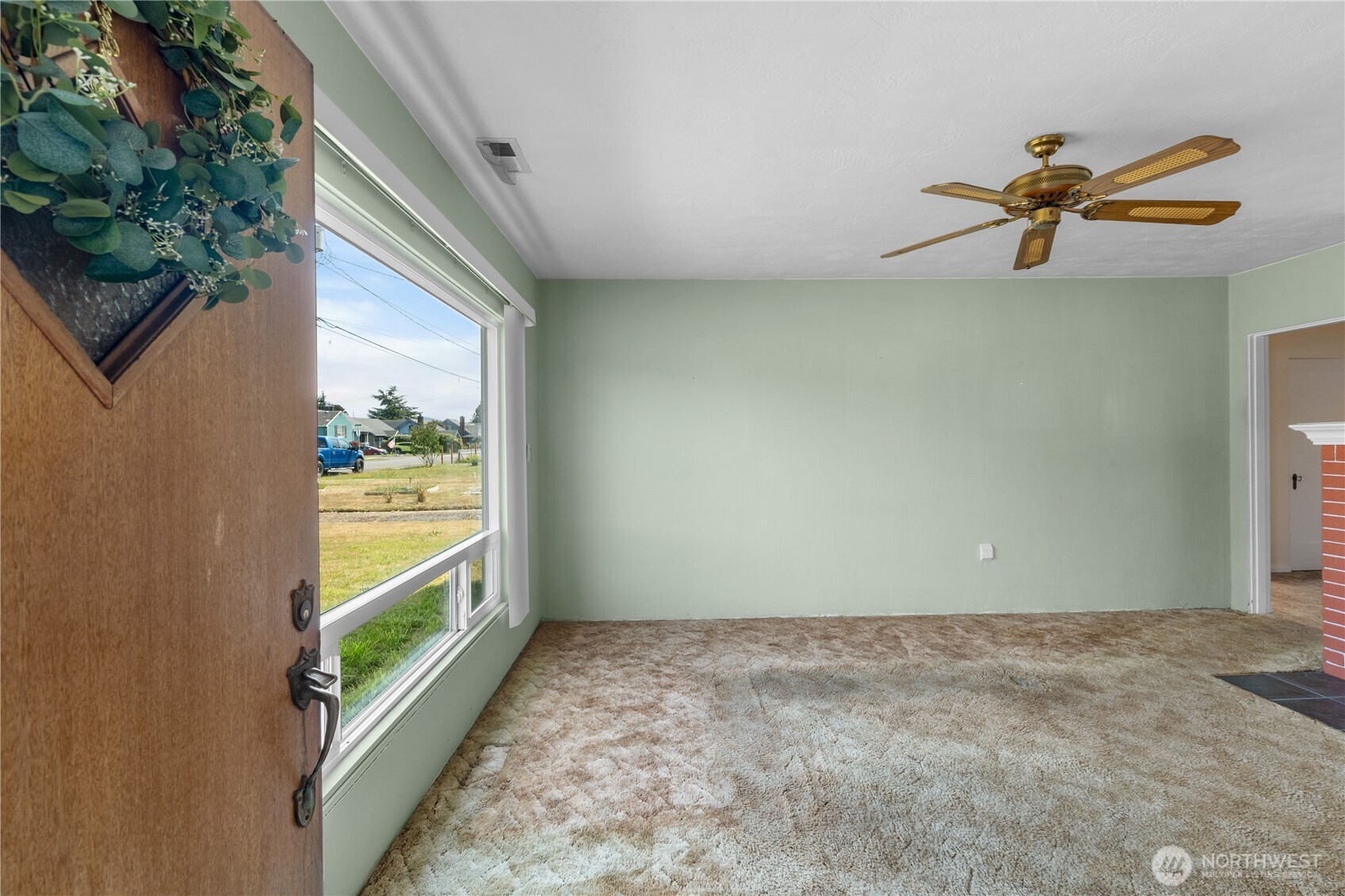 2315 Pacific Avenue Property Photo 2