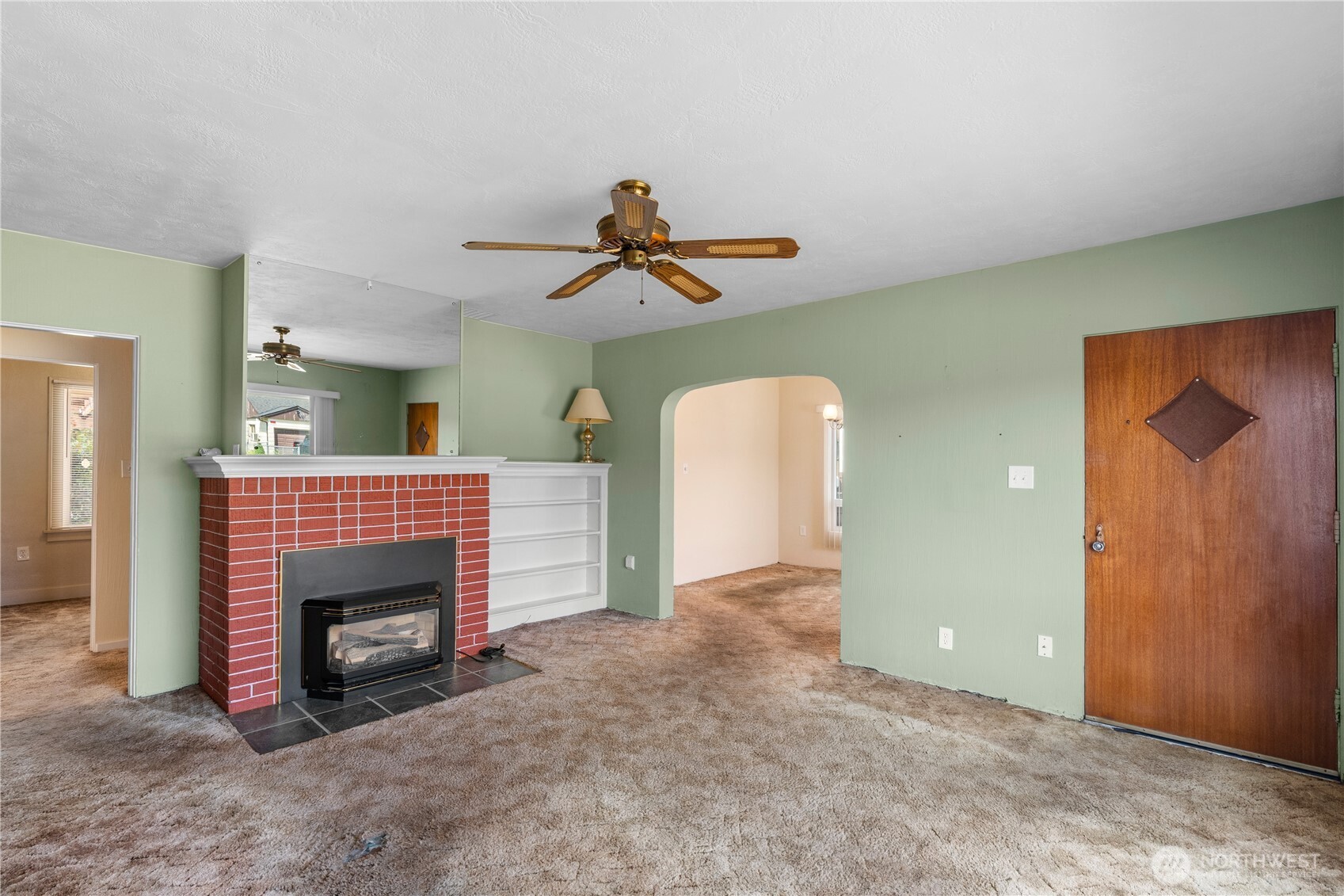 2315 Pacific Avenue Property Photo 4