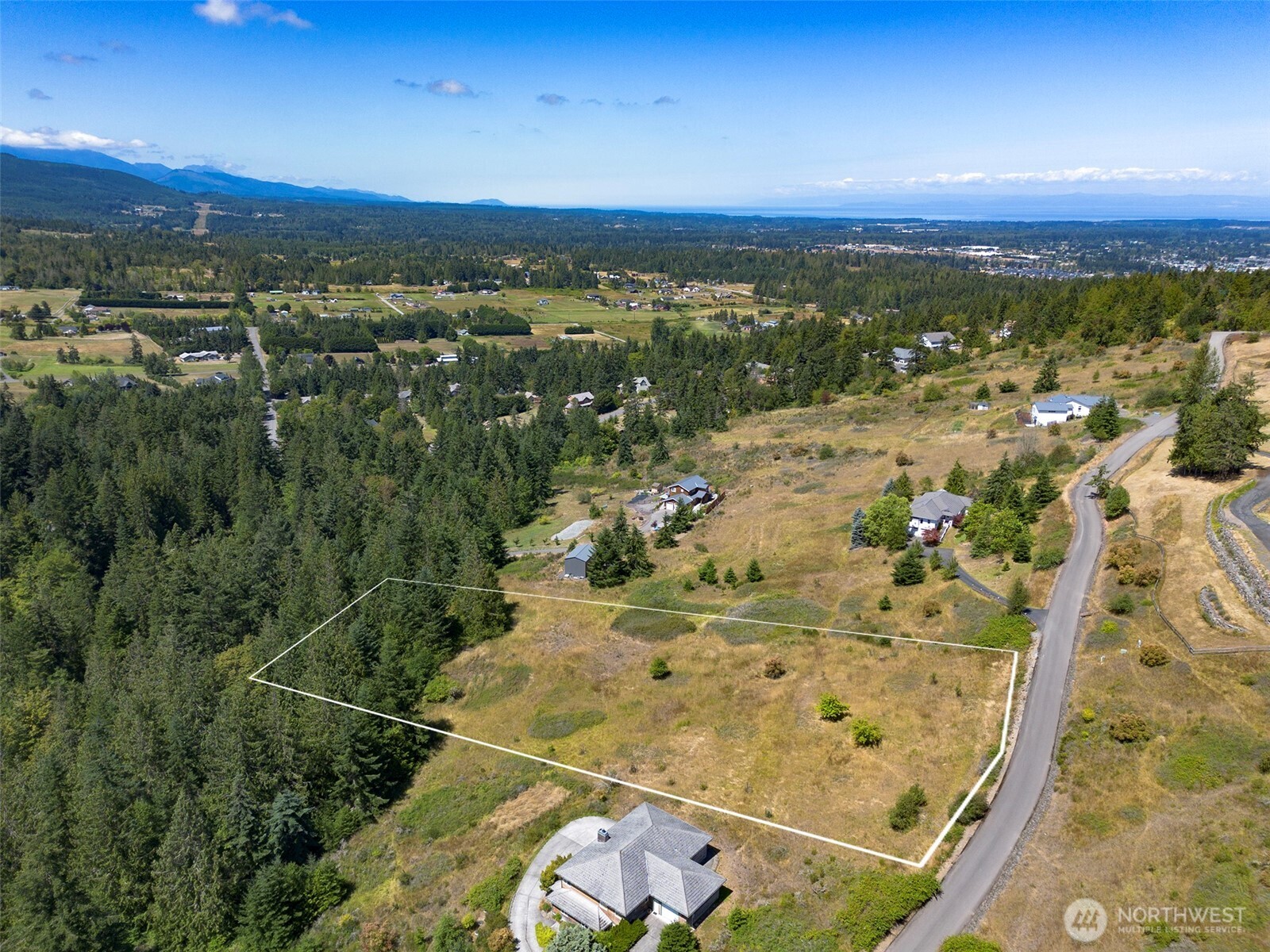 183 Hillside Drive Property Photo 12