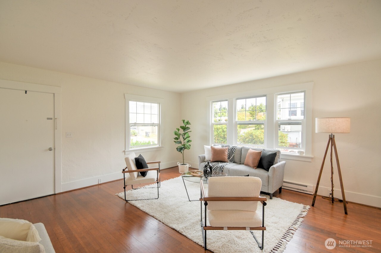 921 5th Avenue Property Photo 5