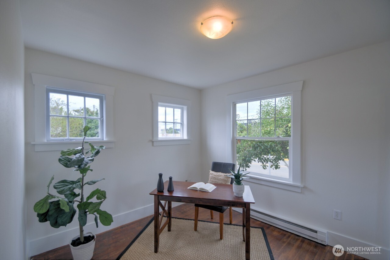 921 5th Avenue Property Photo 11