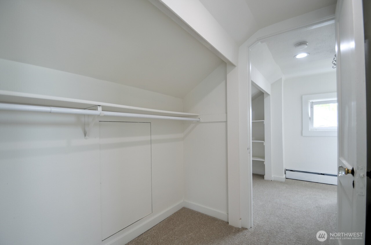 921 5th Avenue Property Photo 21