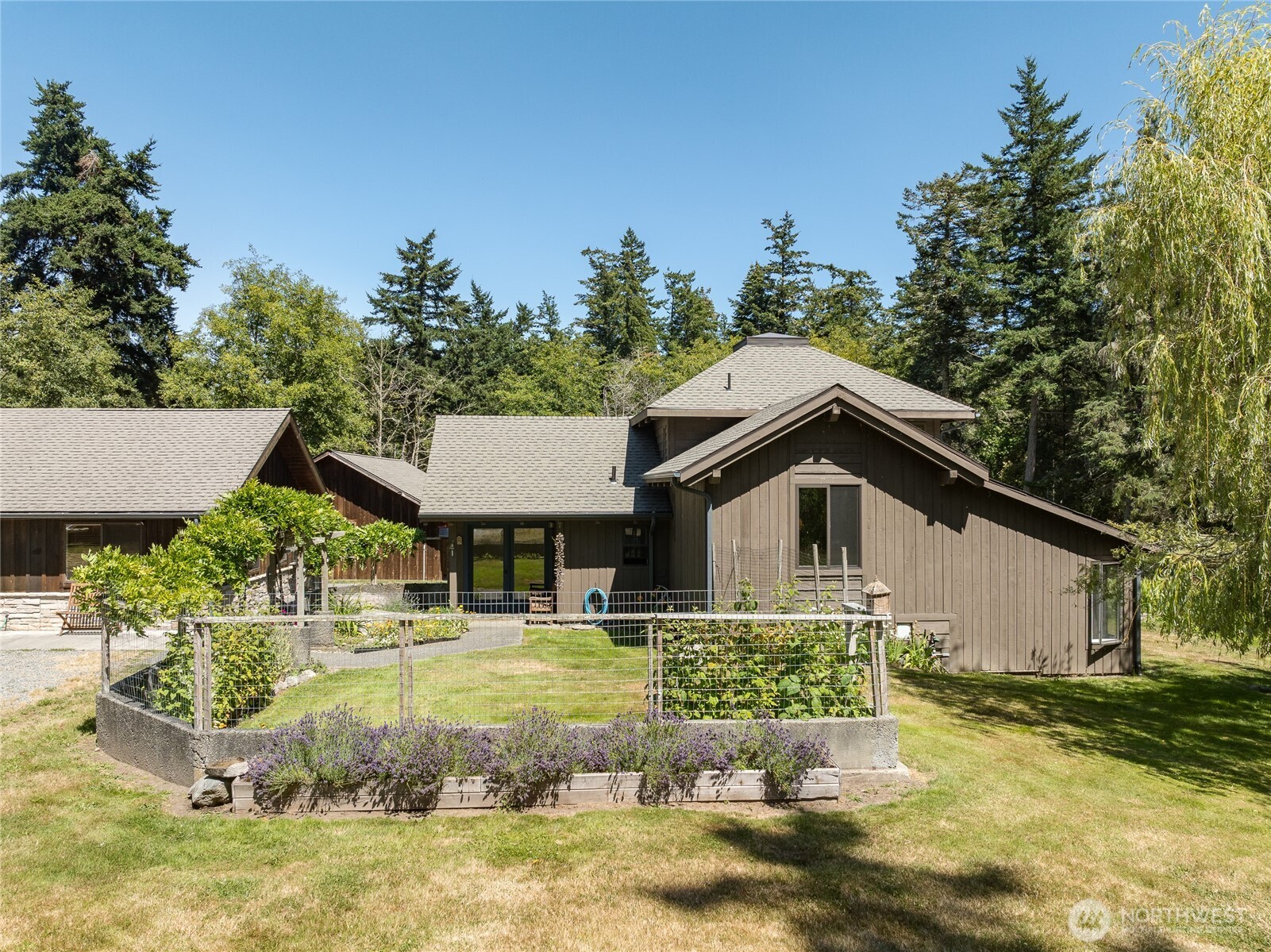 1028 Cross Road Property Photo 23