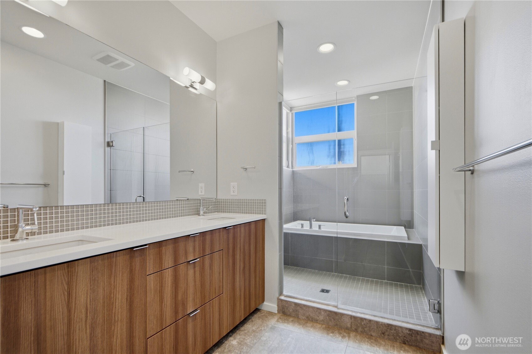 2247 Nw 64th Street Property Photo 19