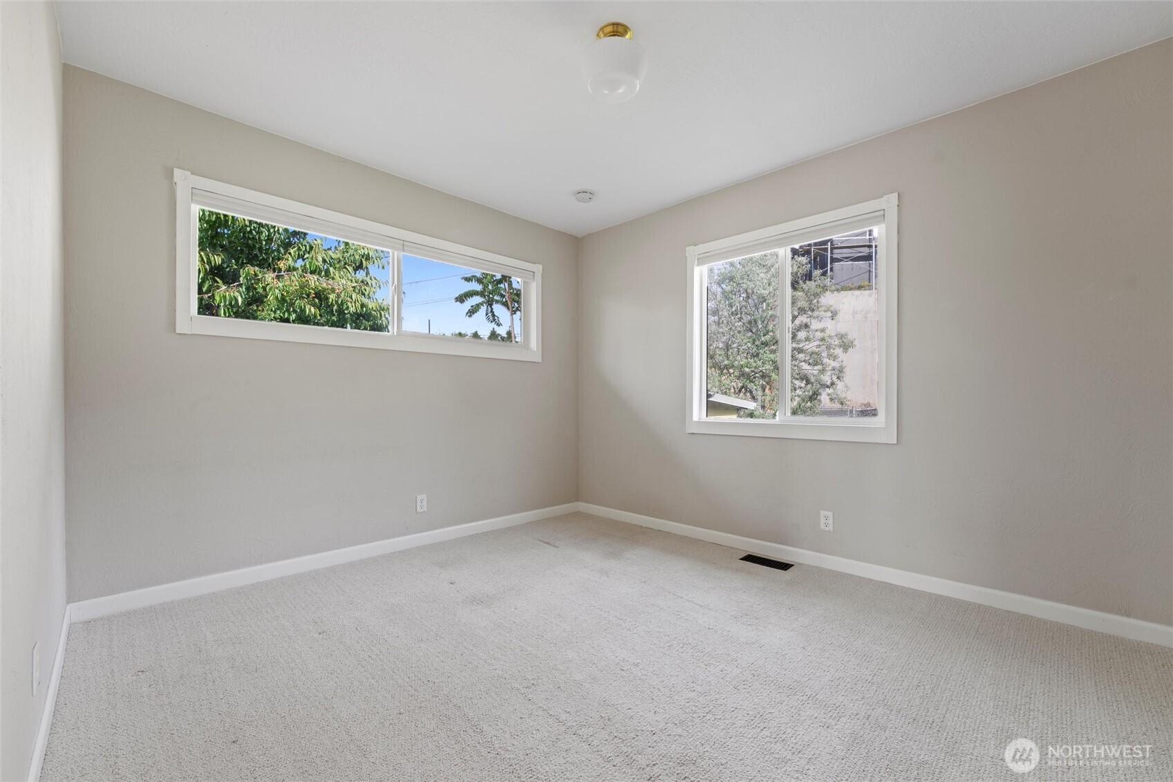 1147 Ashley Way Property Photo 18