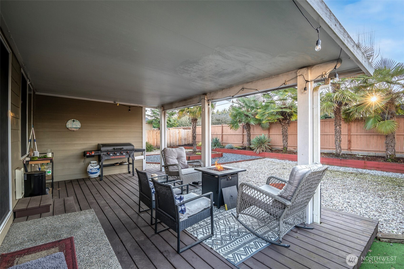 1405 Ne Riddell Avenue Property Photo 25
