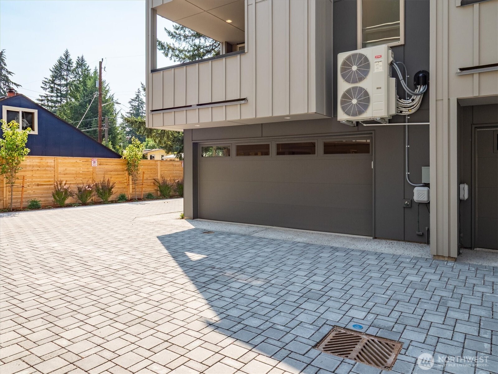 18032 A Sunnyside Avenue Property Photo 3