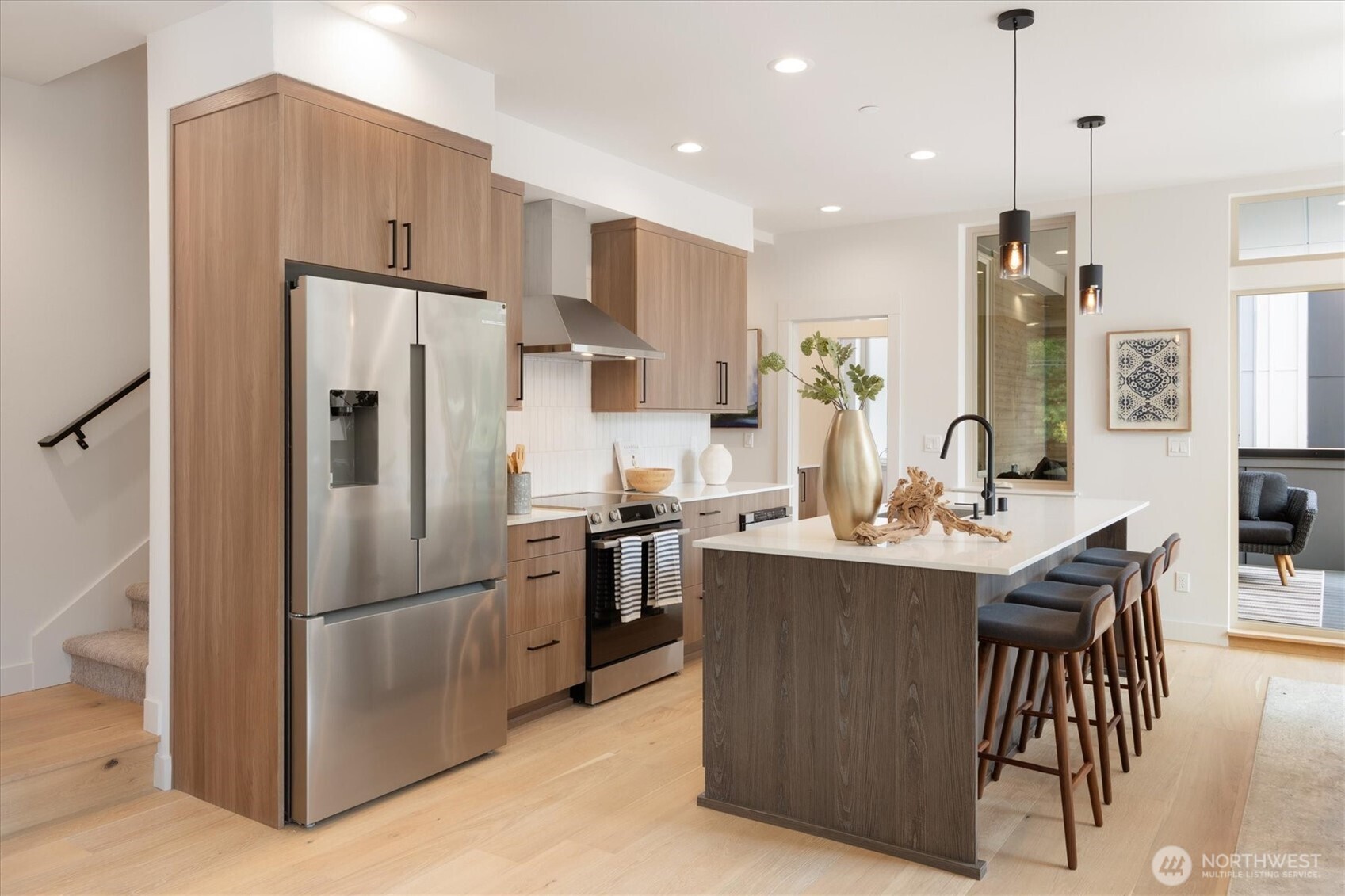 18032 A Sunnyside Avenue Property Photo 10