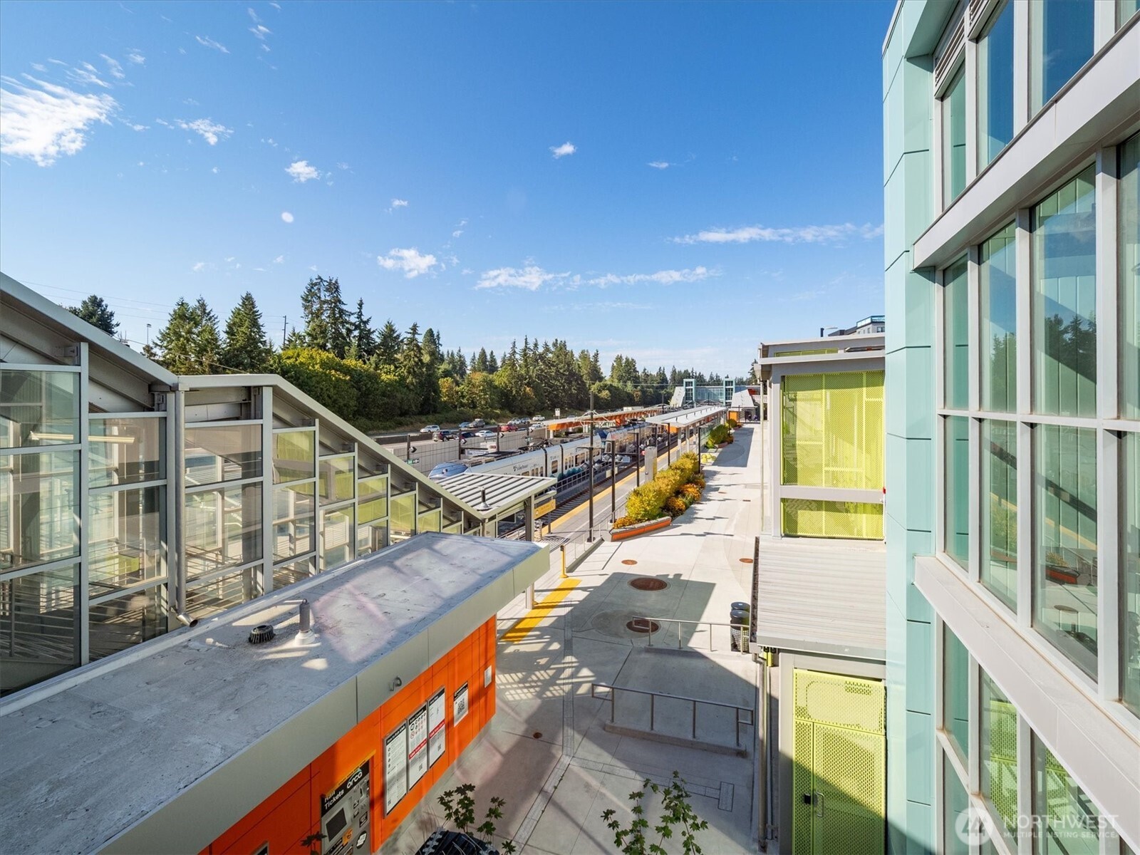 18032 A Sunnyside Avenue Property Photo 32
