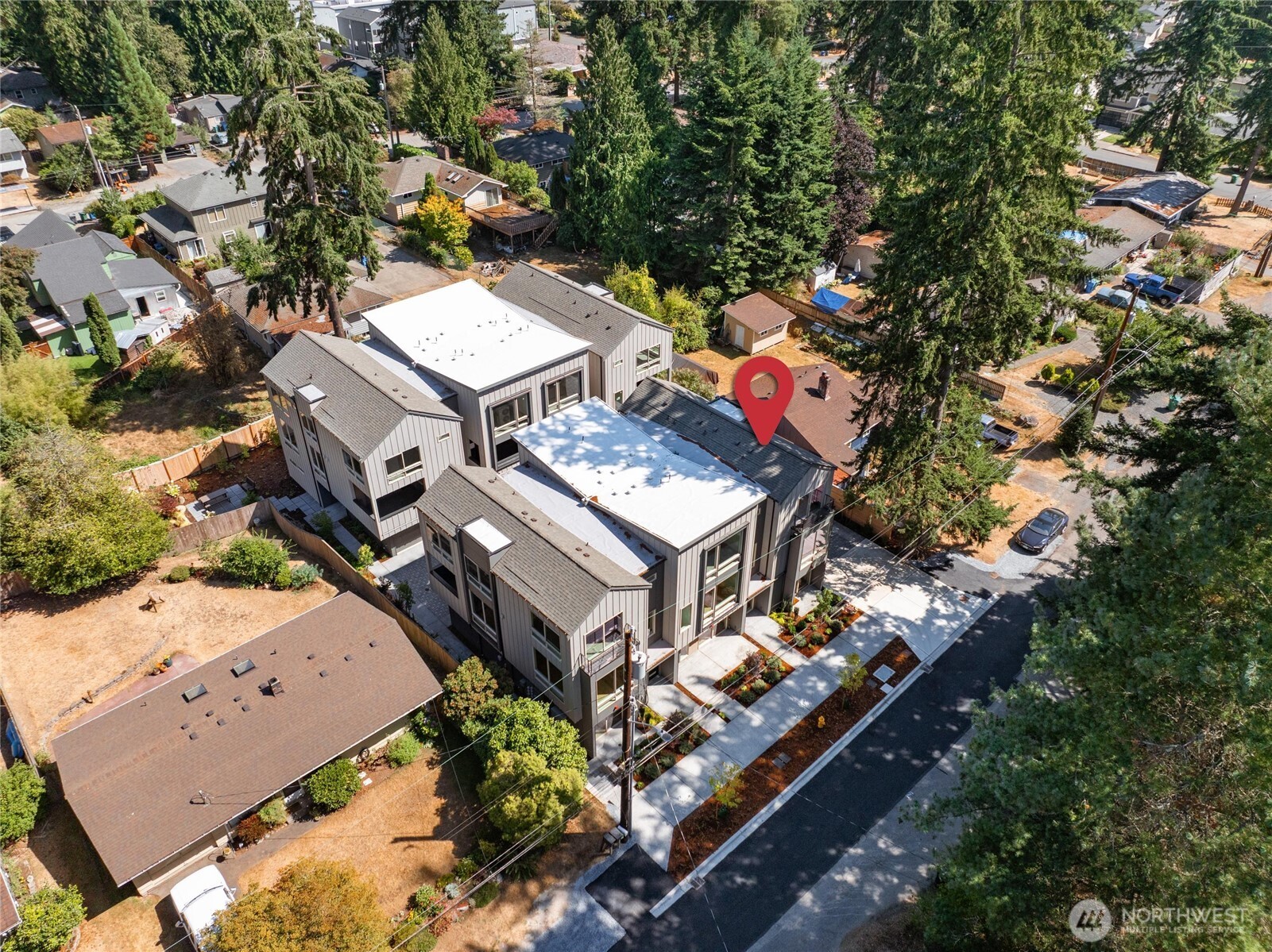 18032 A Sunnyside Avenue Property Photo 39