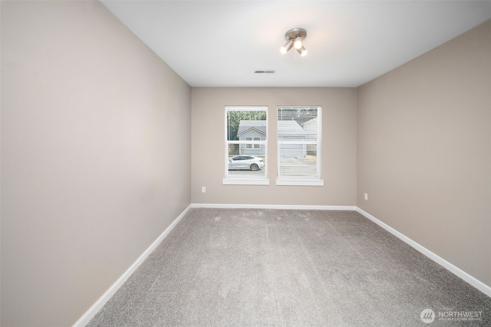 6721 Jericho Lane Property Photo 12