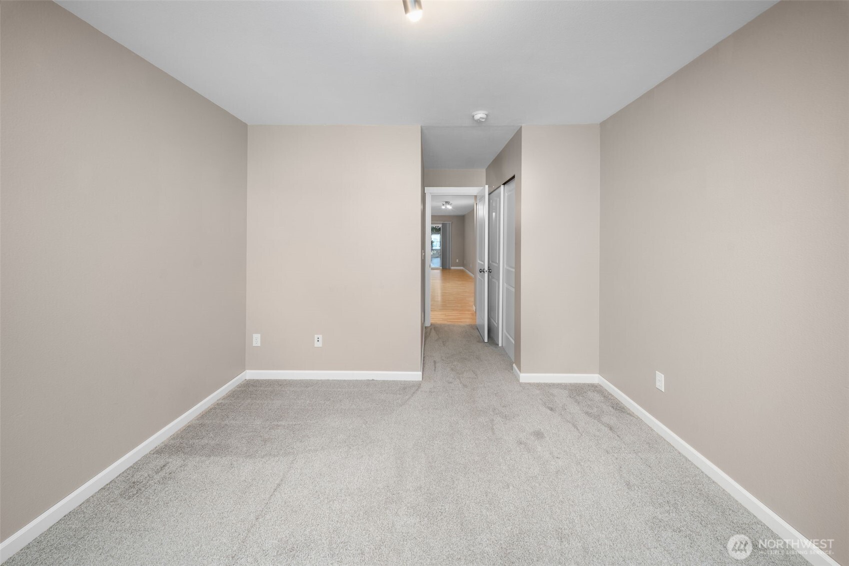 6721 Jericho Lane Property Photo 13