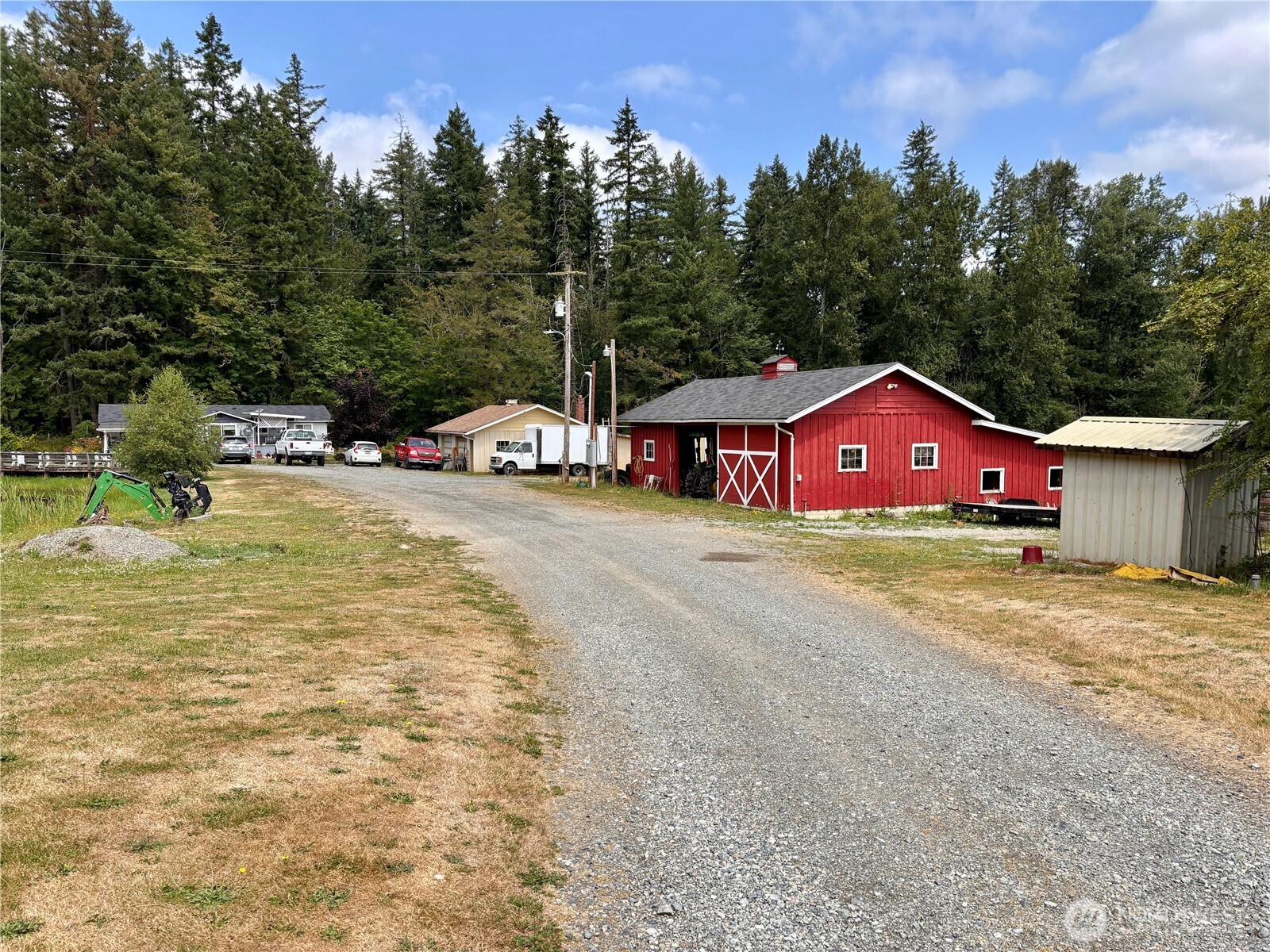 38519 Eatonville Cut Off Road Property Photo 2