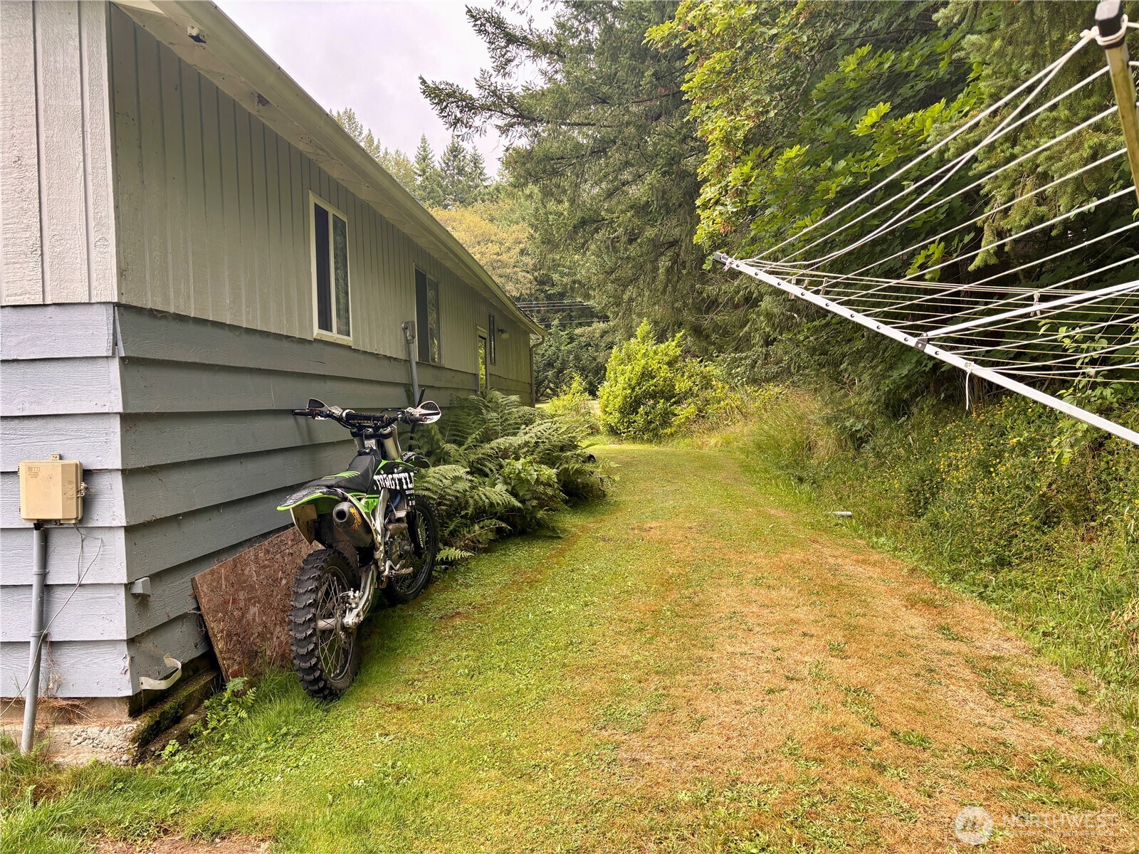 38519 Eatonville Cut Off Road Property Photo 5