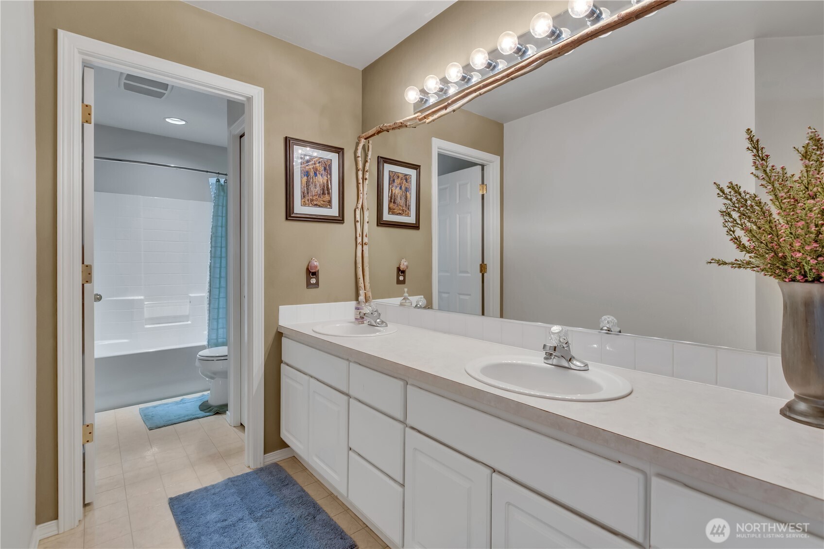 1828 Mariner Circle Property Photo 27
