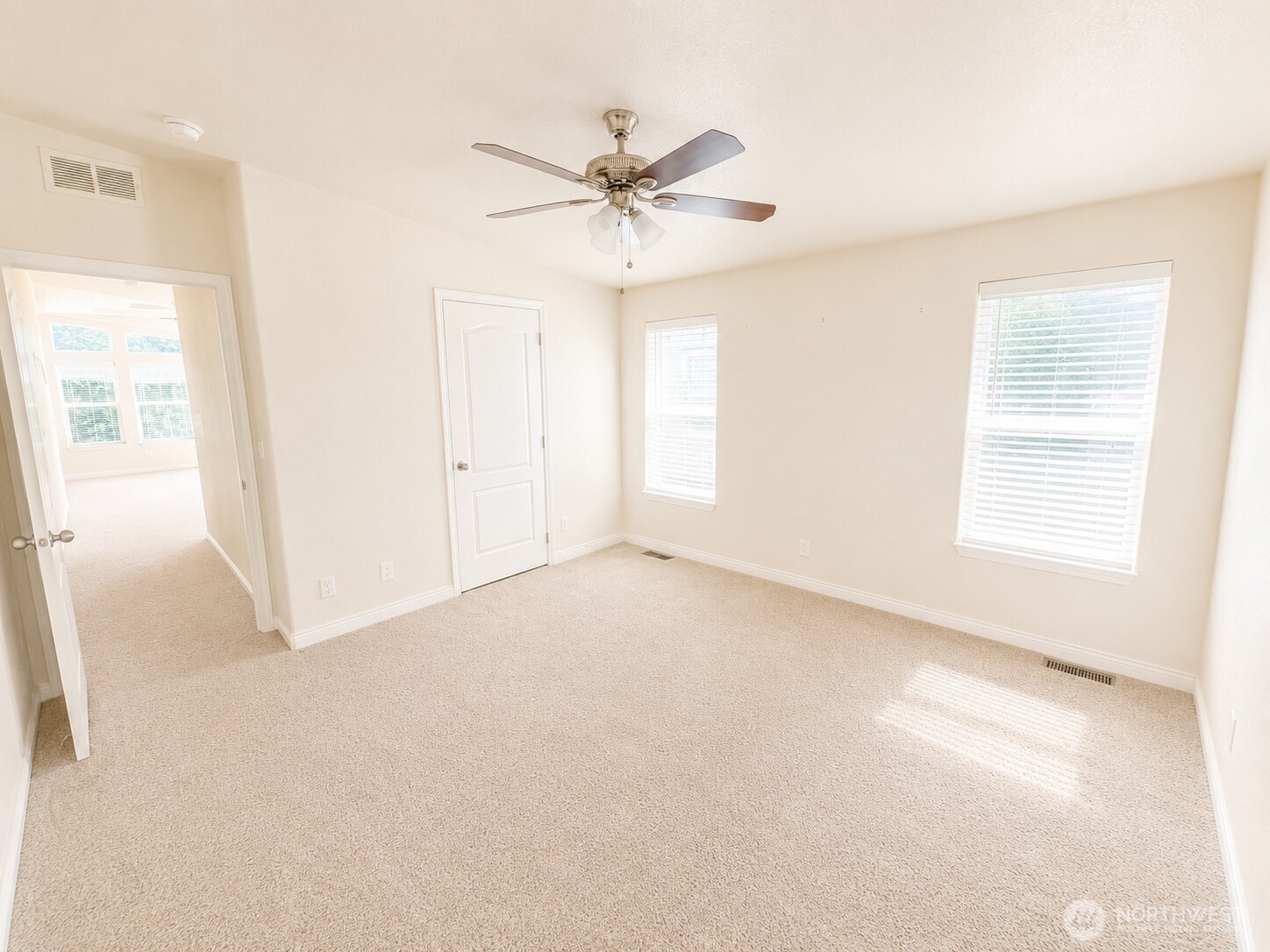 23825 15th Avenue 60 Property Photo 14