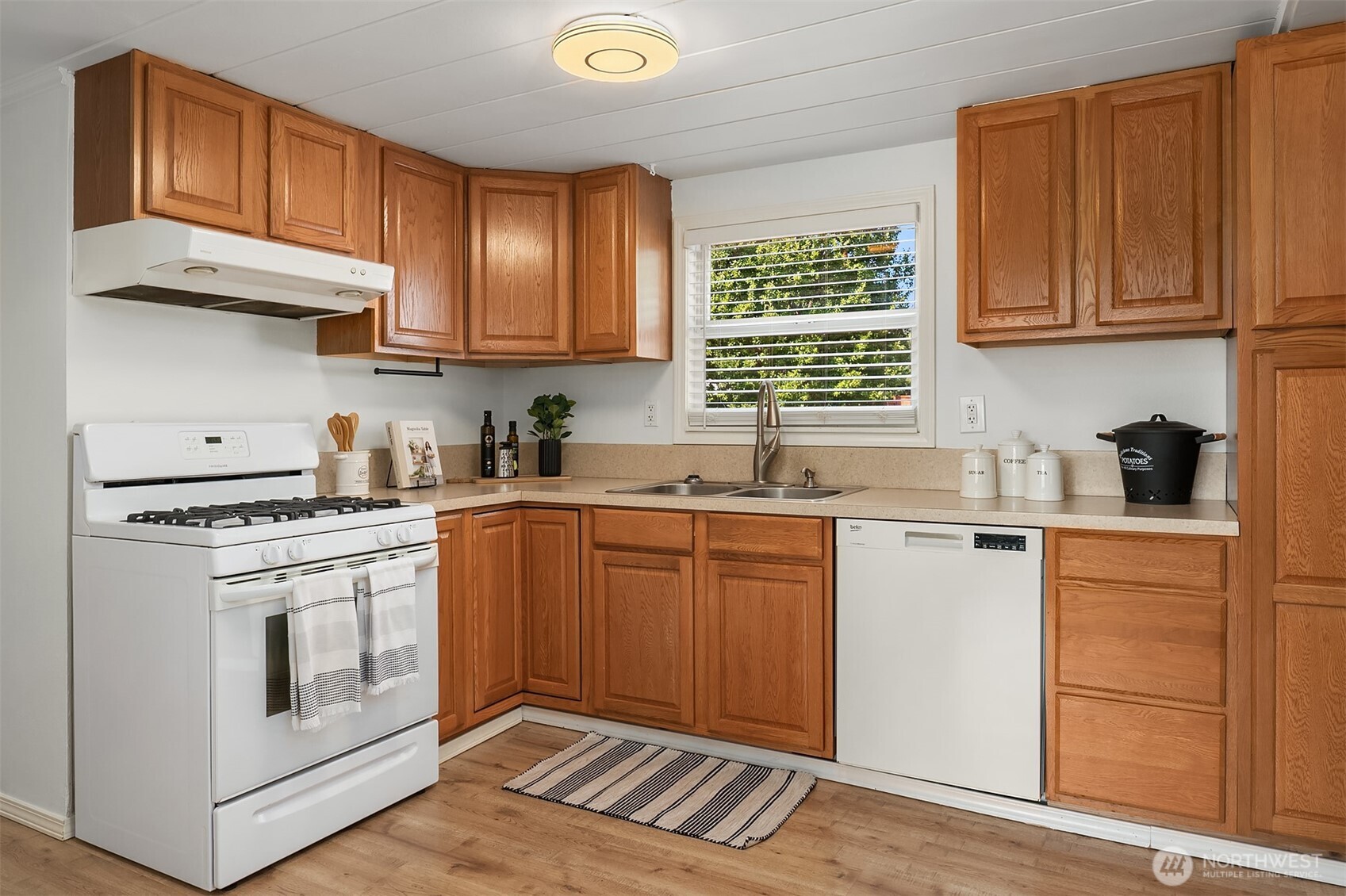 2021 204th Street Property Photo 8