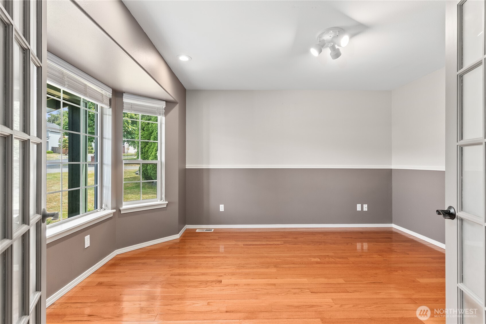 7614 138th Street Ct Property Photo 4