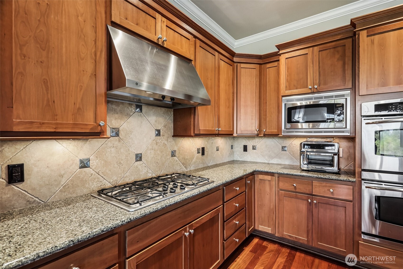 21729 Quiet Water Loop Property Photo 12