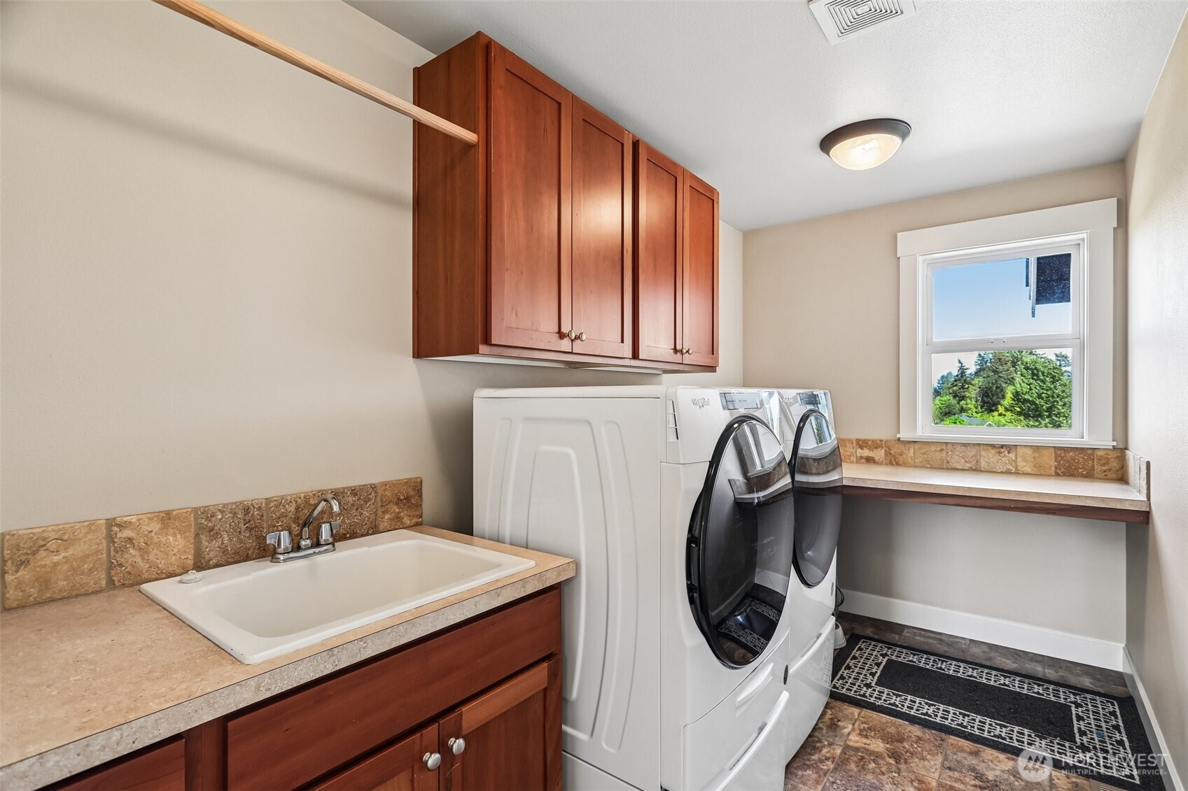 21729 Quiet Water Loop Property Photo 26