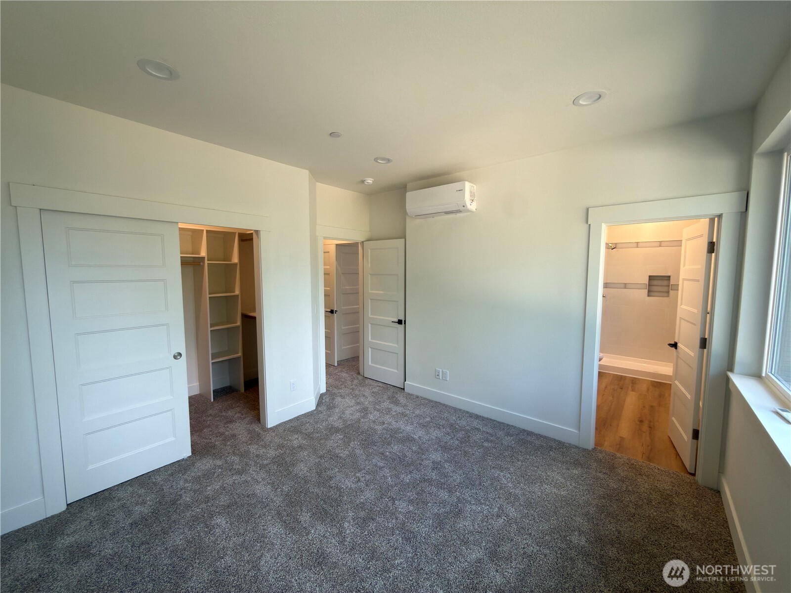 10528 13th Avenue A Property Photo 7