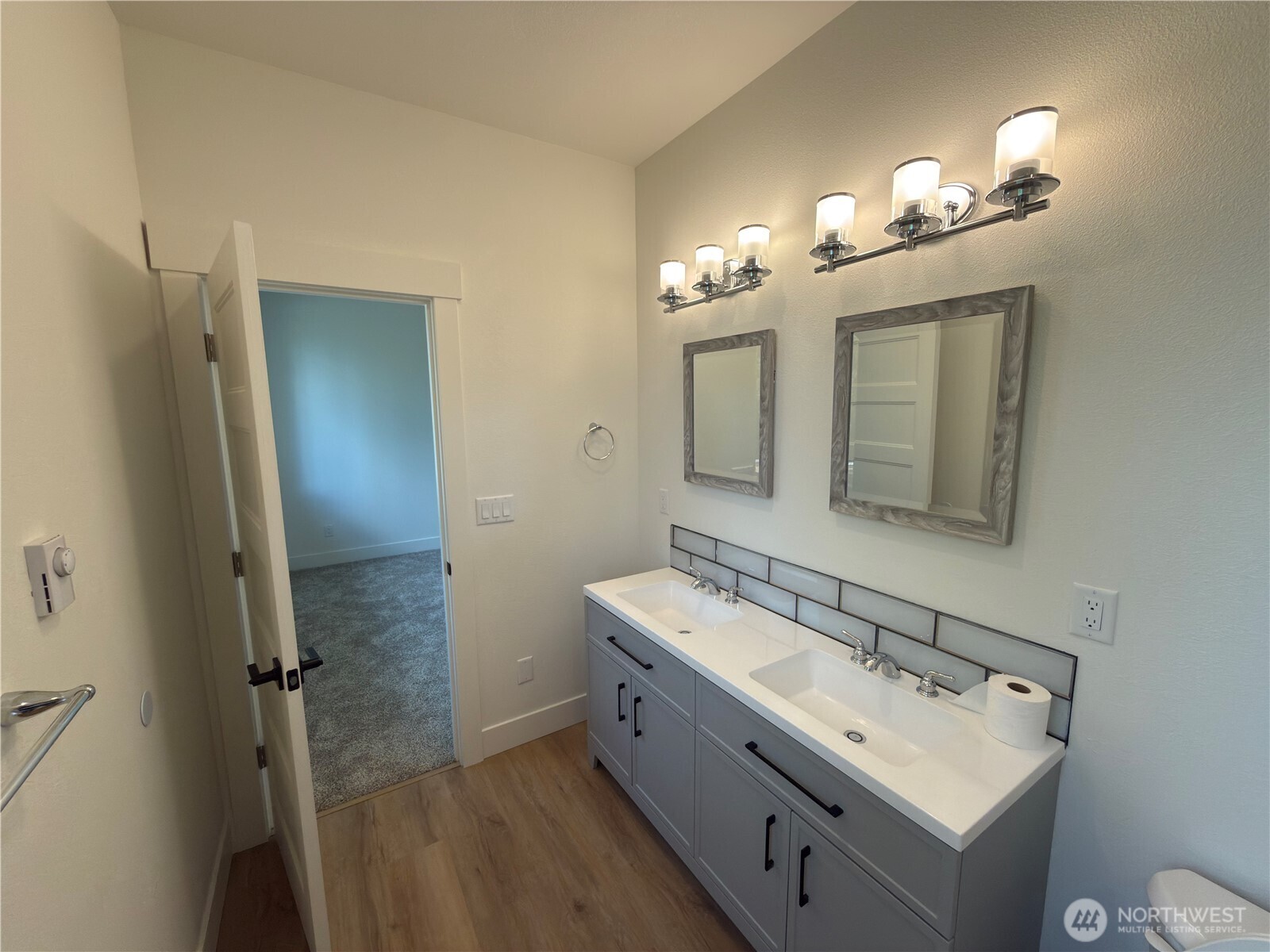 10528 13th Avenue A Property Photo 11