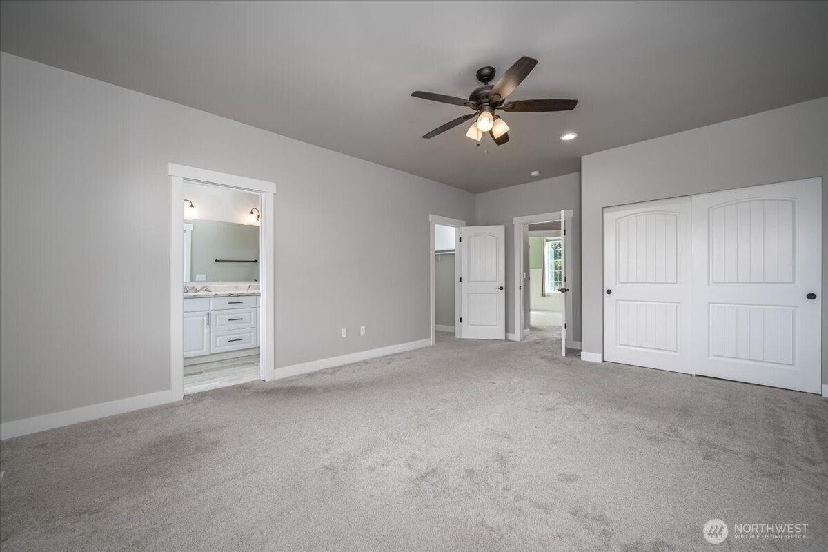 1229 Se Camano Drive Property Photo 25