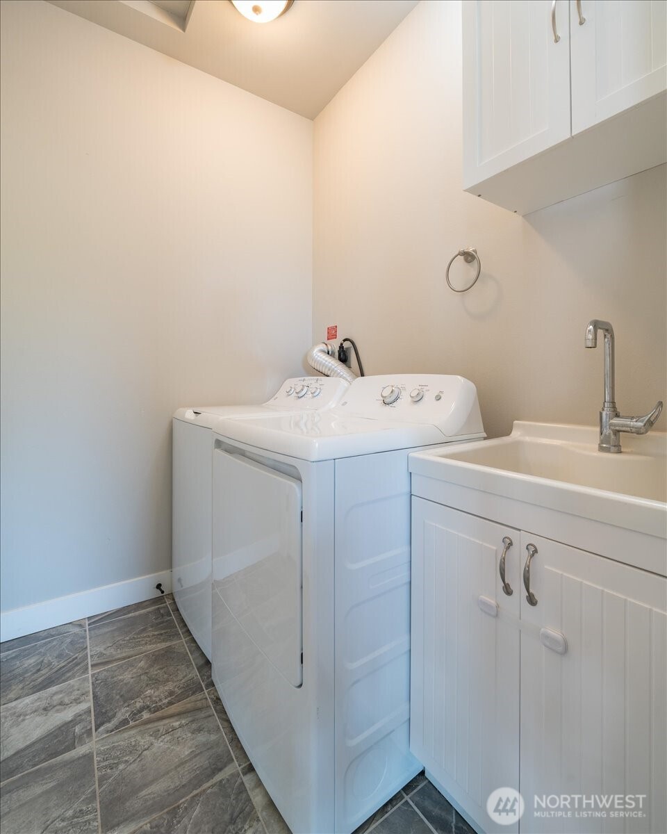 1229 Se Camano Drive Property Photo 32