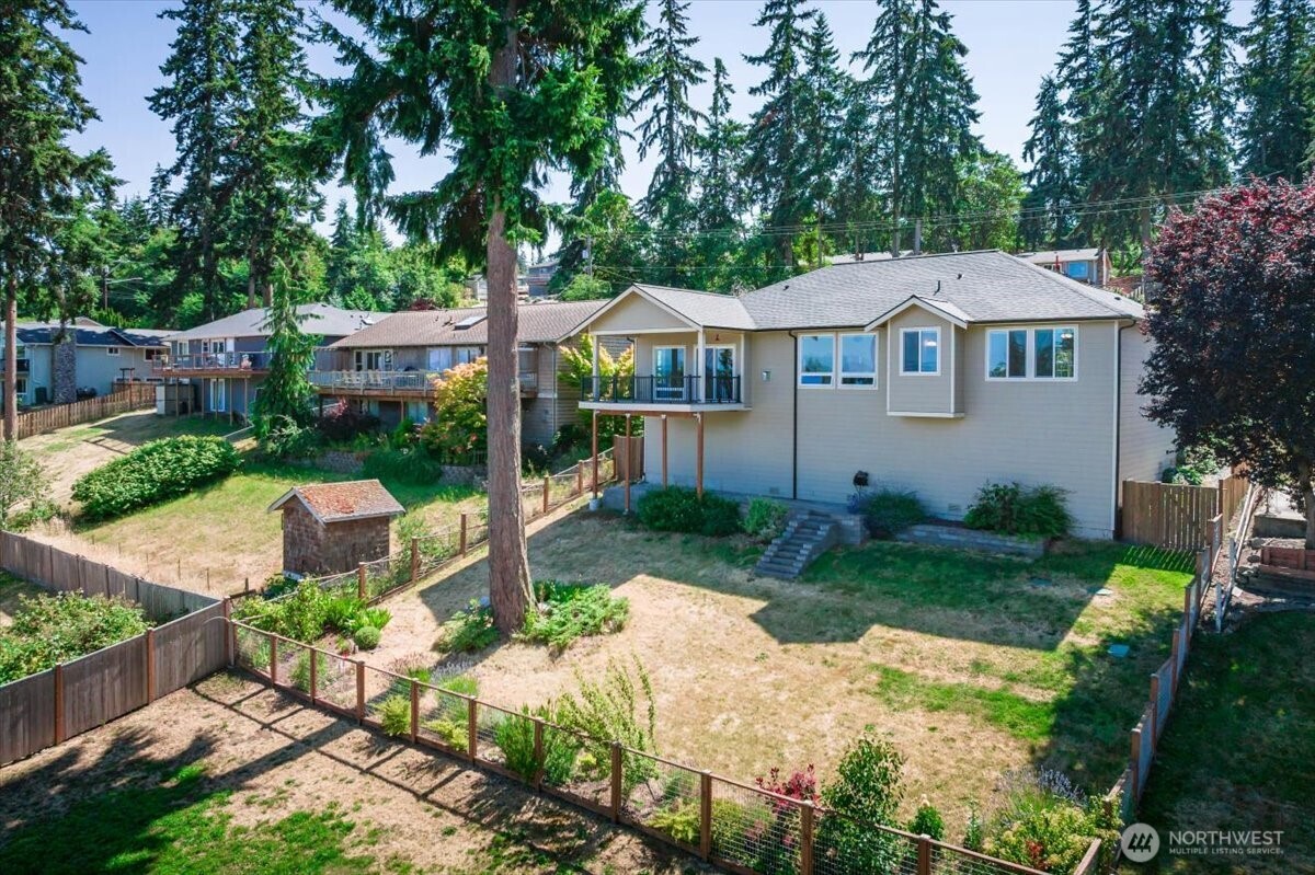 1229 Se Camano Drive Property Photo 34